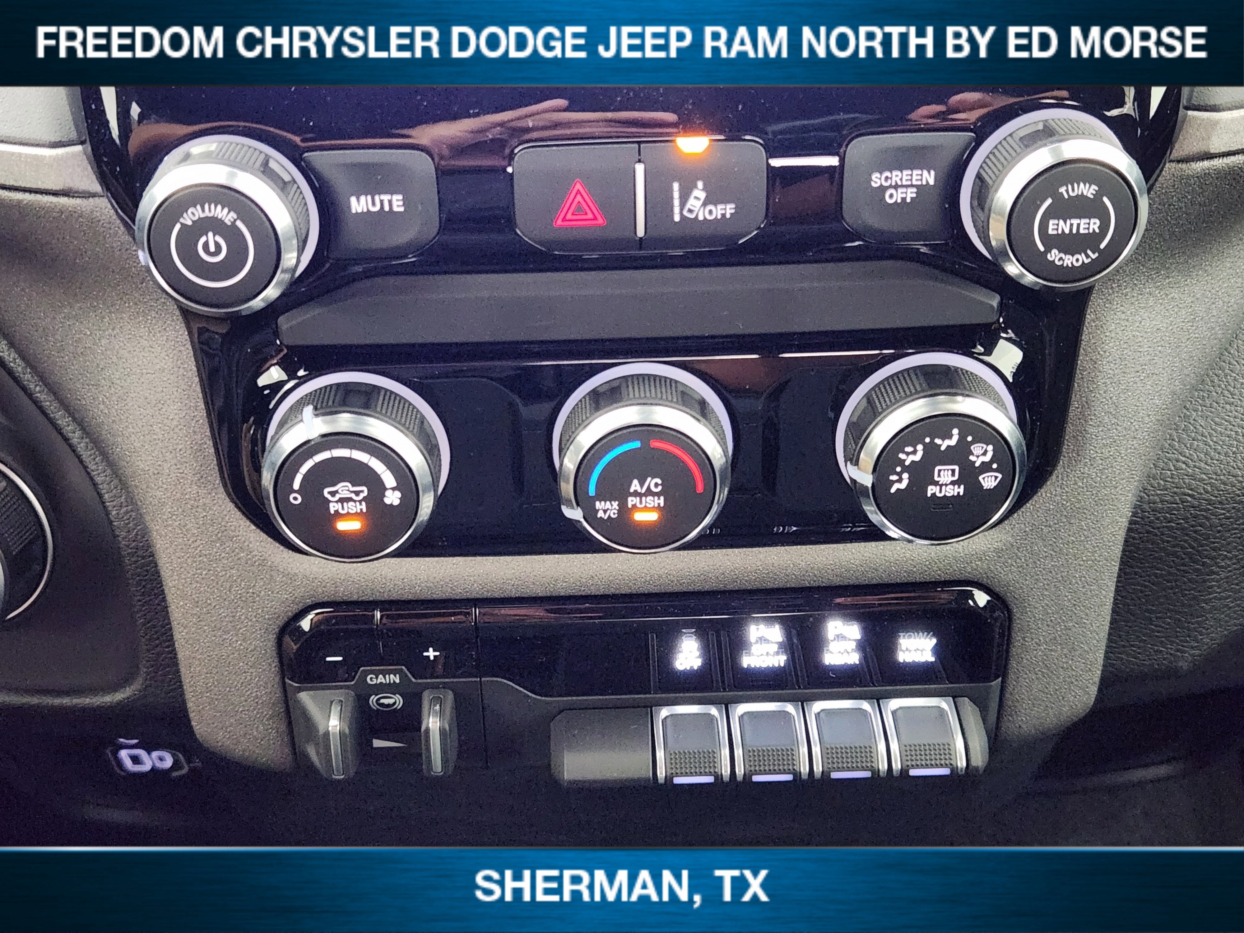 2026 RAM Ram 1500 RAM 1500 EXPRESS QUAD CAB 4X2 6'4' BOX