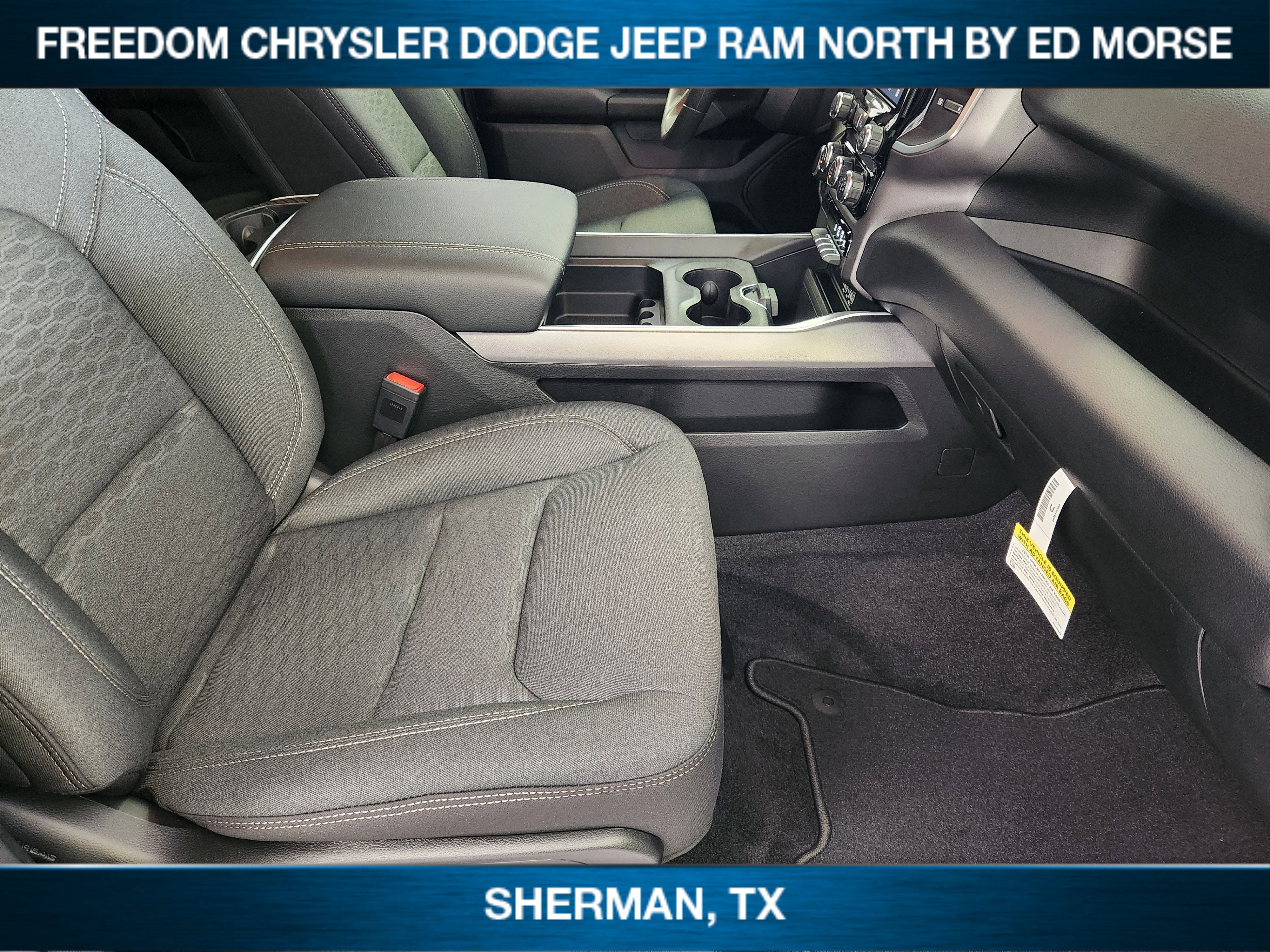2026 RAM Ram 1500 RAM 1500 EXPRESS QUAD CAB 4X4 6'4' BOX