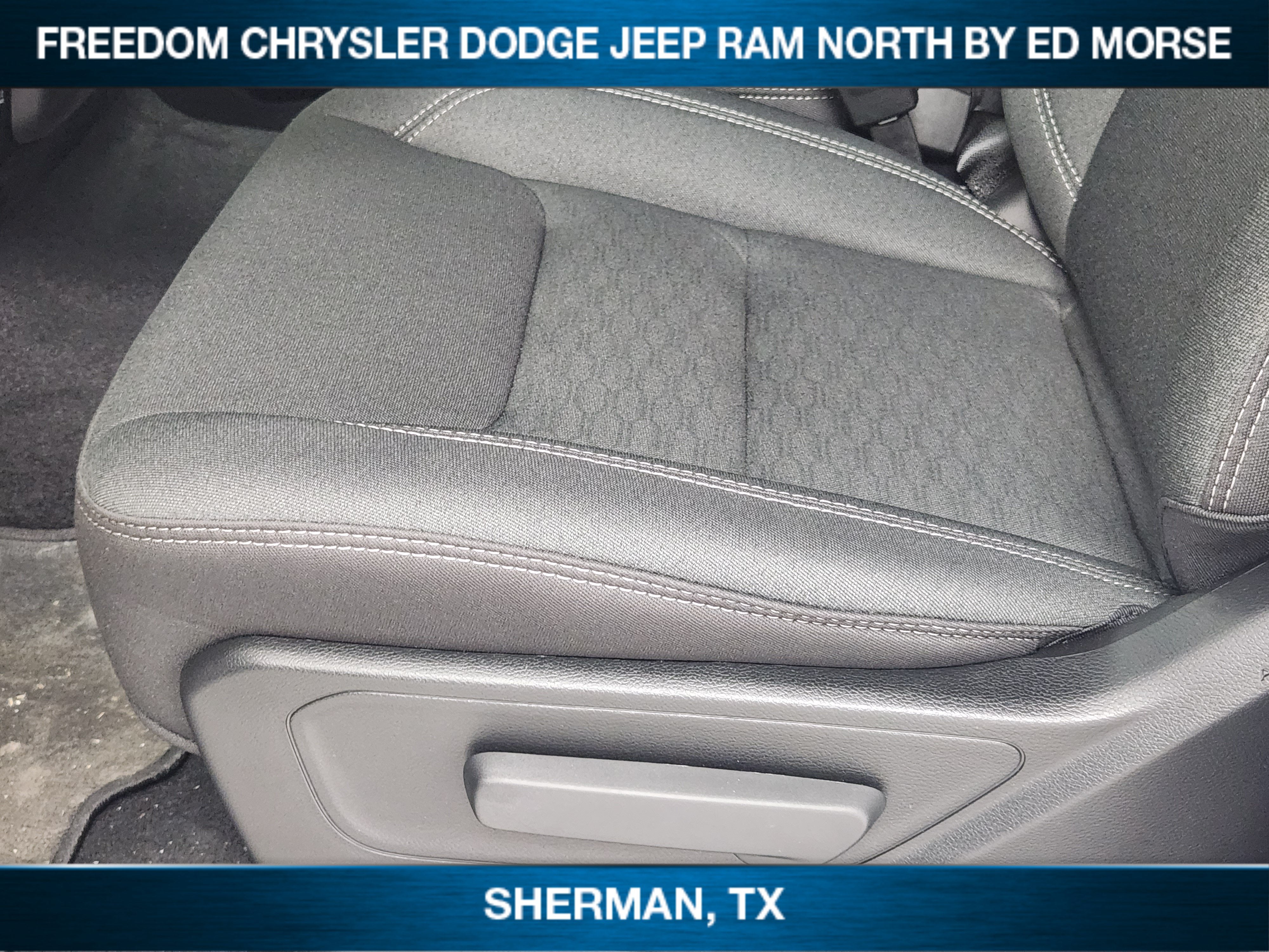 2026 RAM 1500 RAM 1500 EXPRESS QUAD CAB 4X2 6'4' BOX