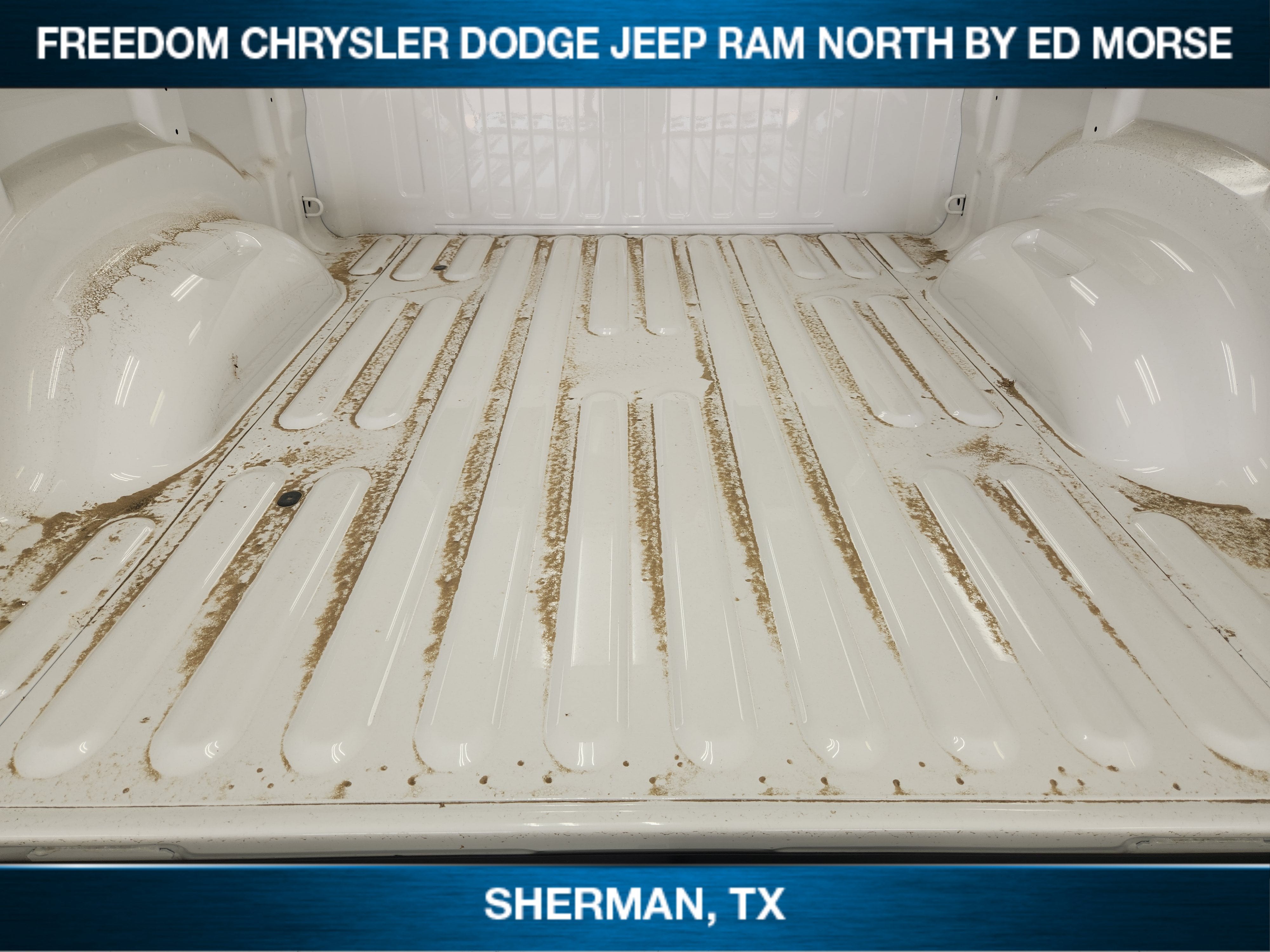2026 RAM 1500 RAM 1500 EXPRESS QUAD CAB 4X2 6'4' BOX