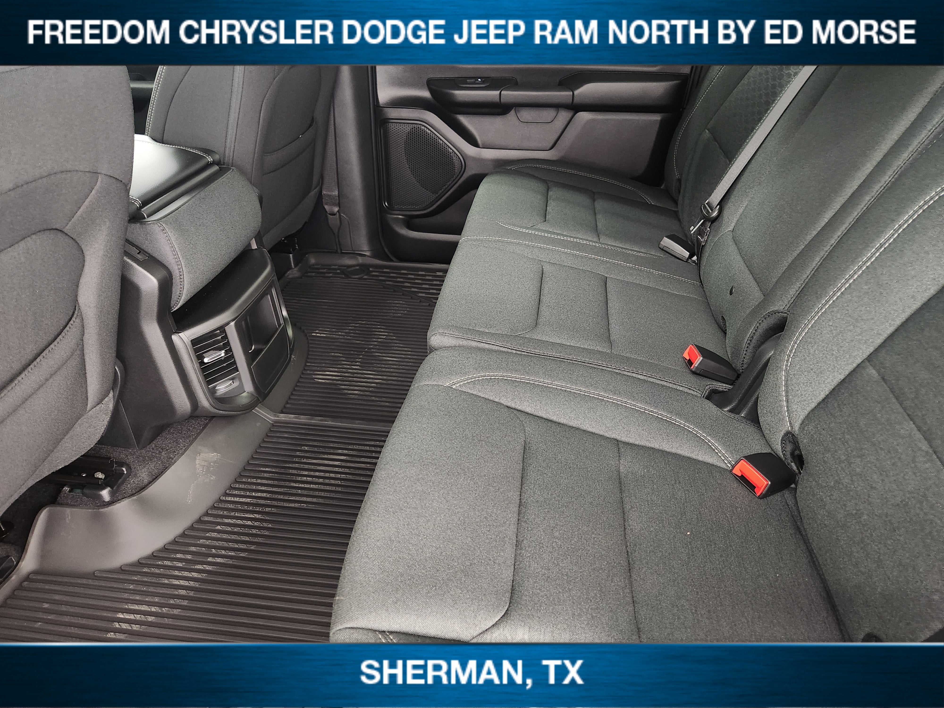 2027 RAM 1500 RAM 1500 WARLOCK CREW CAB 4X4 5'7' BOX