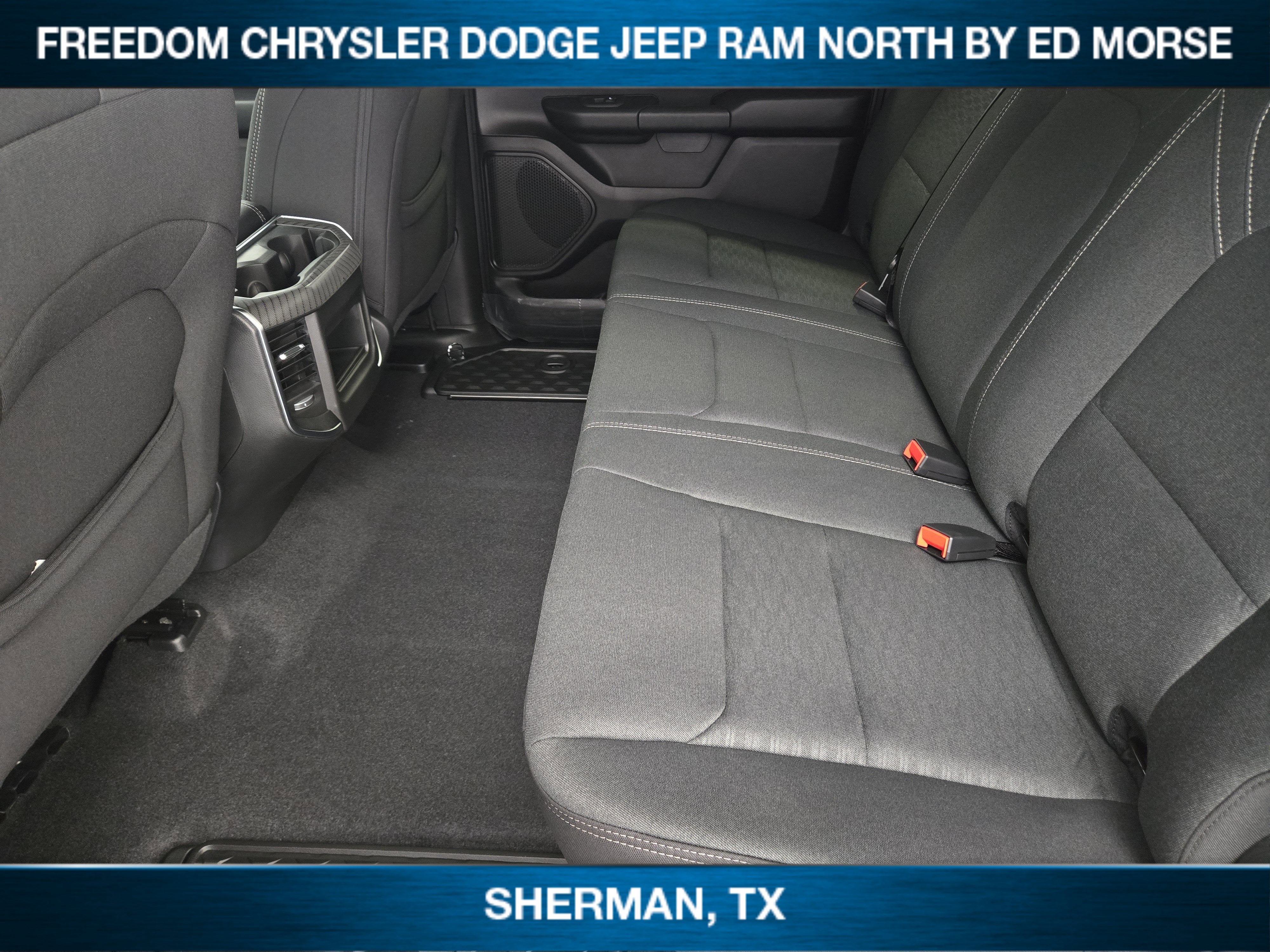 2026 RAM Ram 1500 RAM 1500 EXPRESS CREW CAB 4X4 5'7' BOX