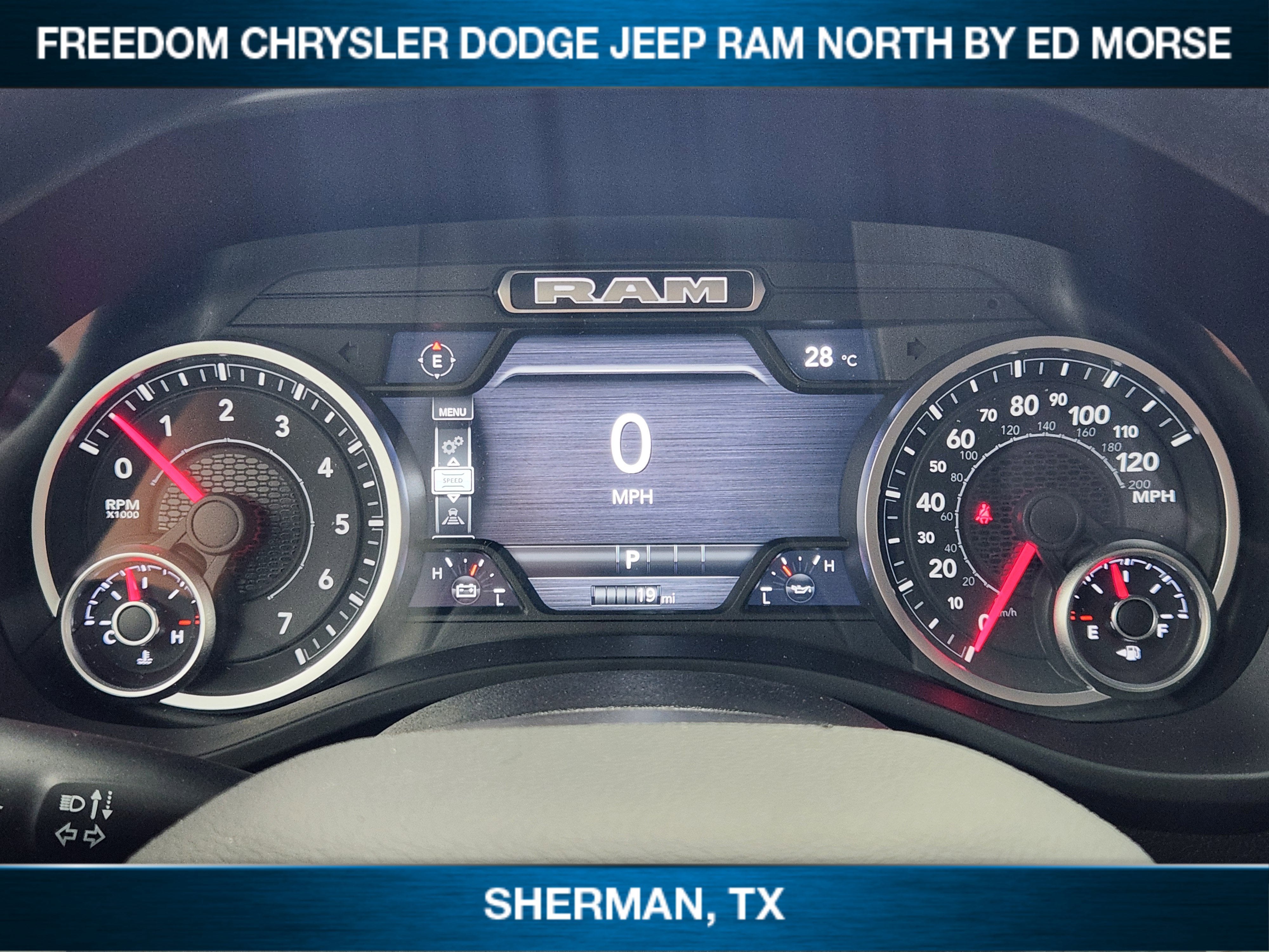 2026 RAM Ram 1500 RAM 1500 EXPRESS CREW CAB 4X4 5'7' BOX