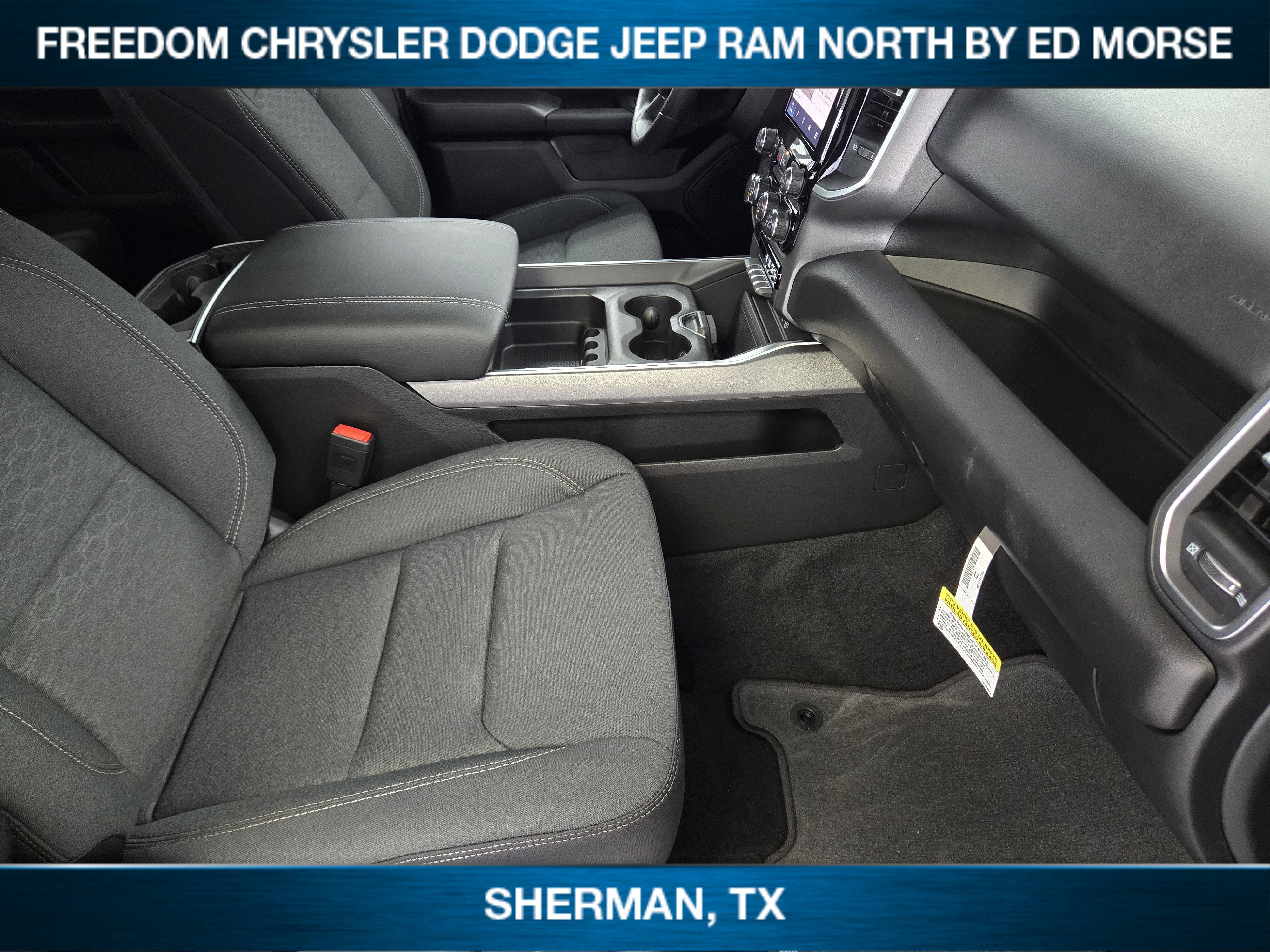 2026 RAM Ram 1500 RAM 1500 EXPRESS CREW CAB 4X4 5'7' BOX