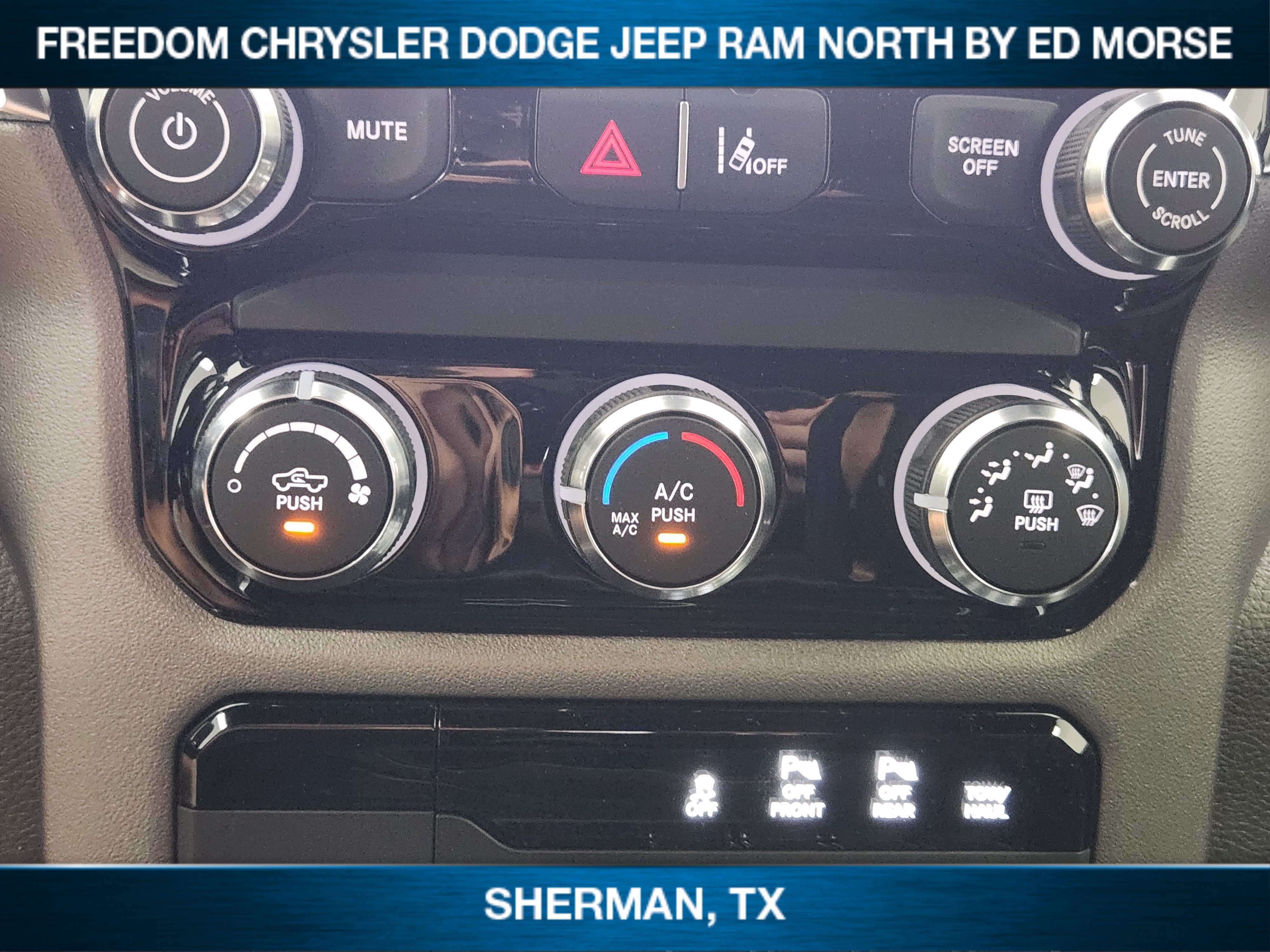 2026 RAM 1500 RAM 1500 EXPRESS CREW CAB 4X4 5'7' BOX