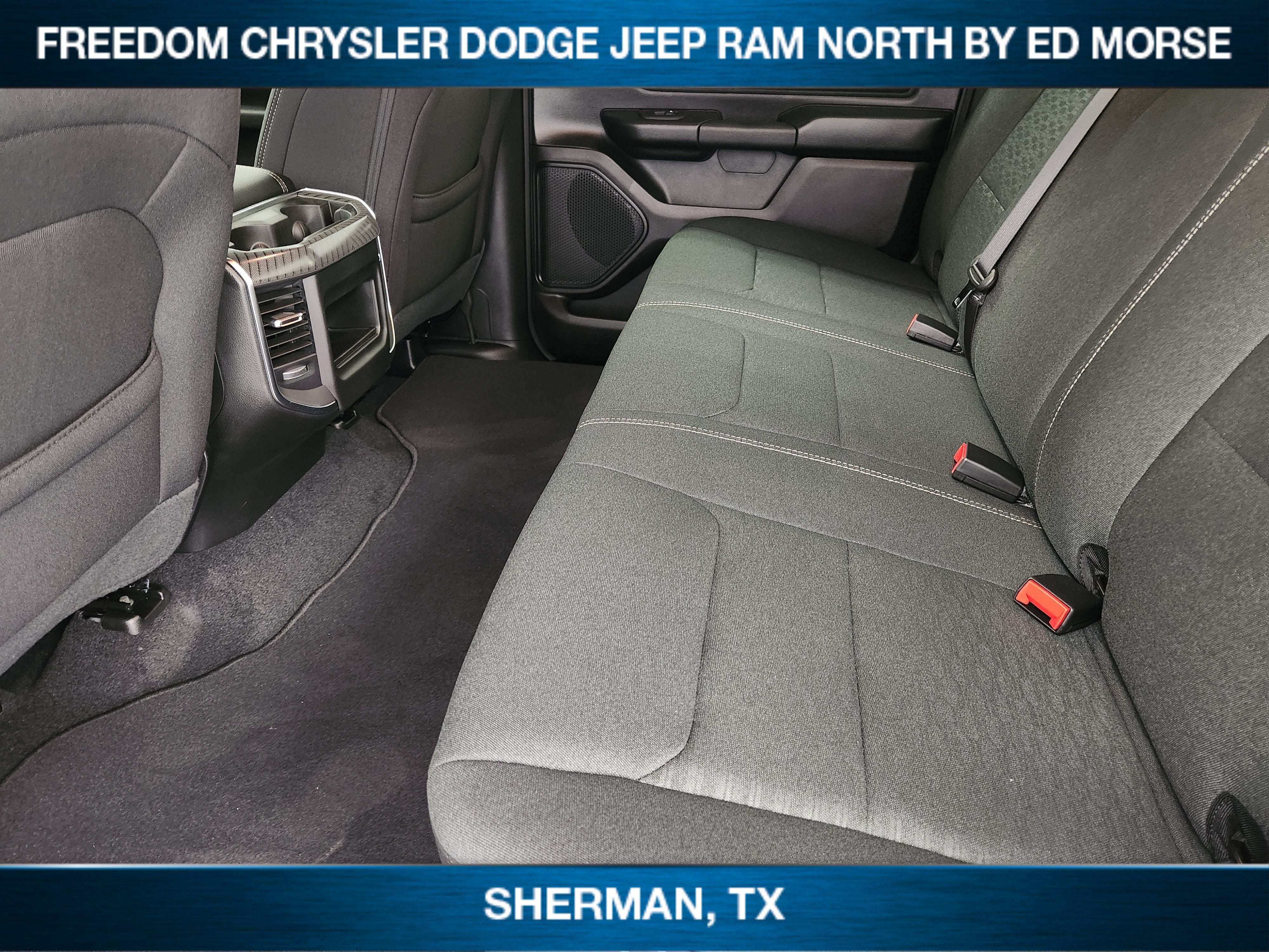 2026 RAM 1500 RAM 1500 EXPRESS CREW CAB 4X4 5'7' BOX