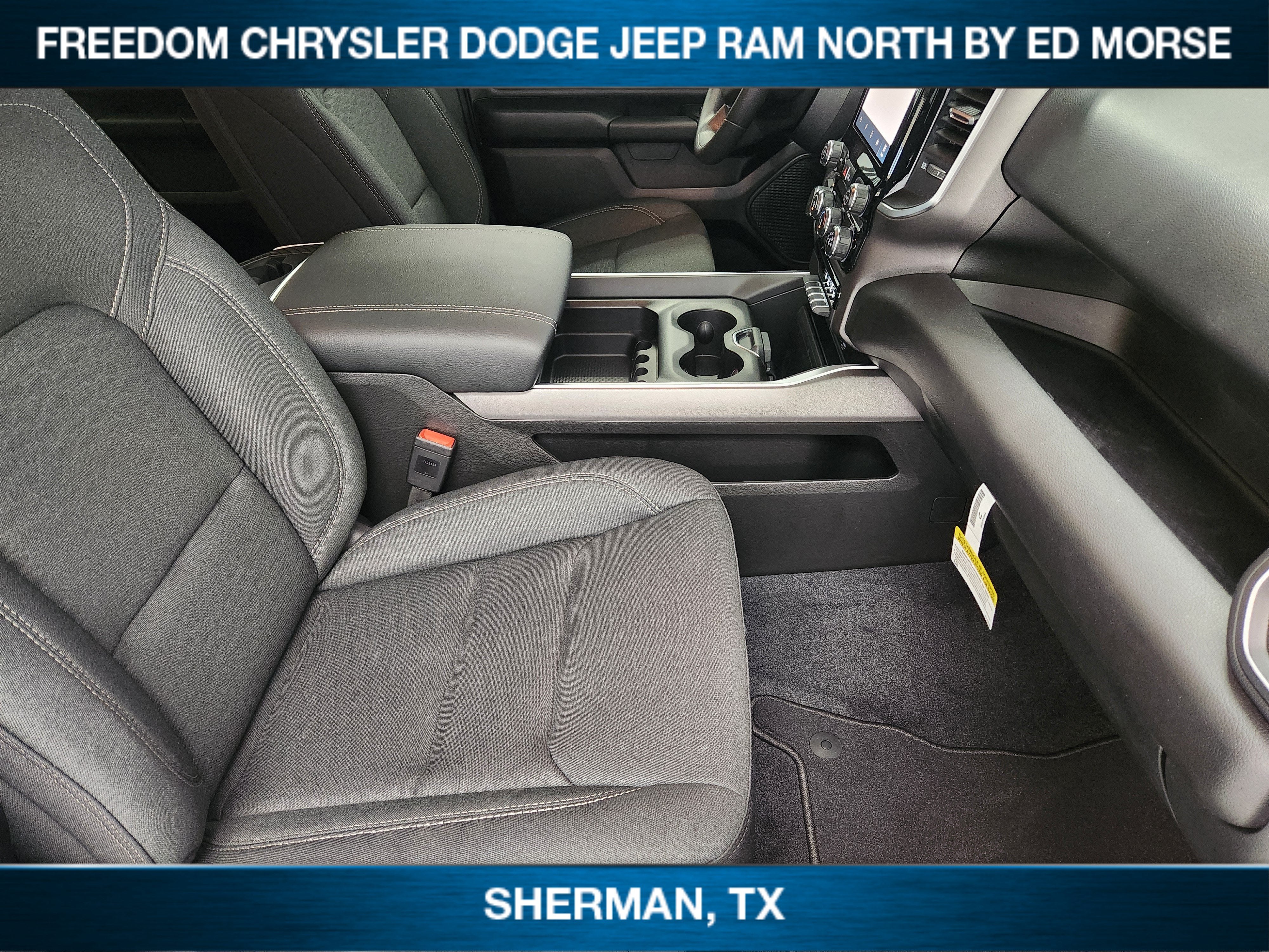 2026 RAM 1500 RAM 1500 EXPRESS CREW CAB 4X4 5'7' BOX