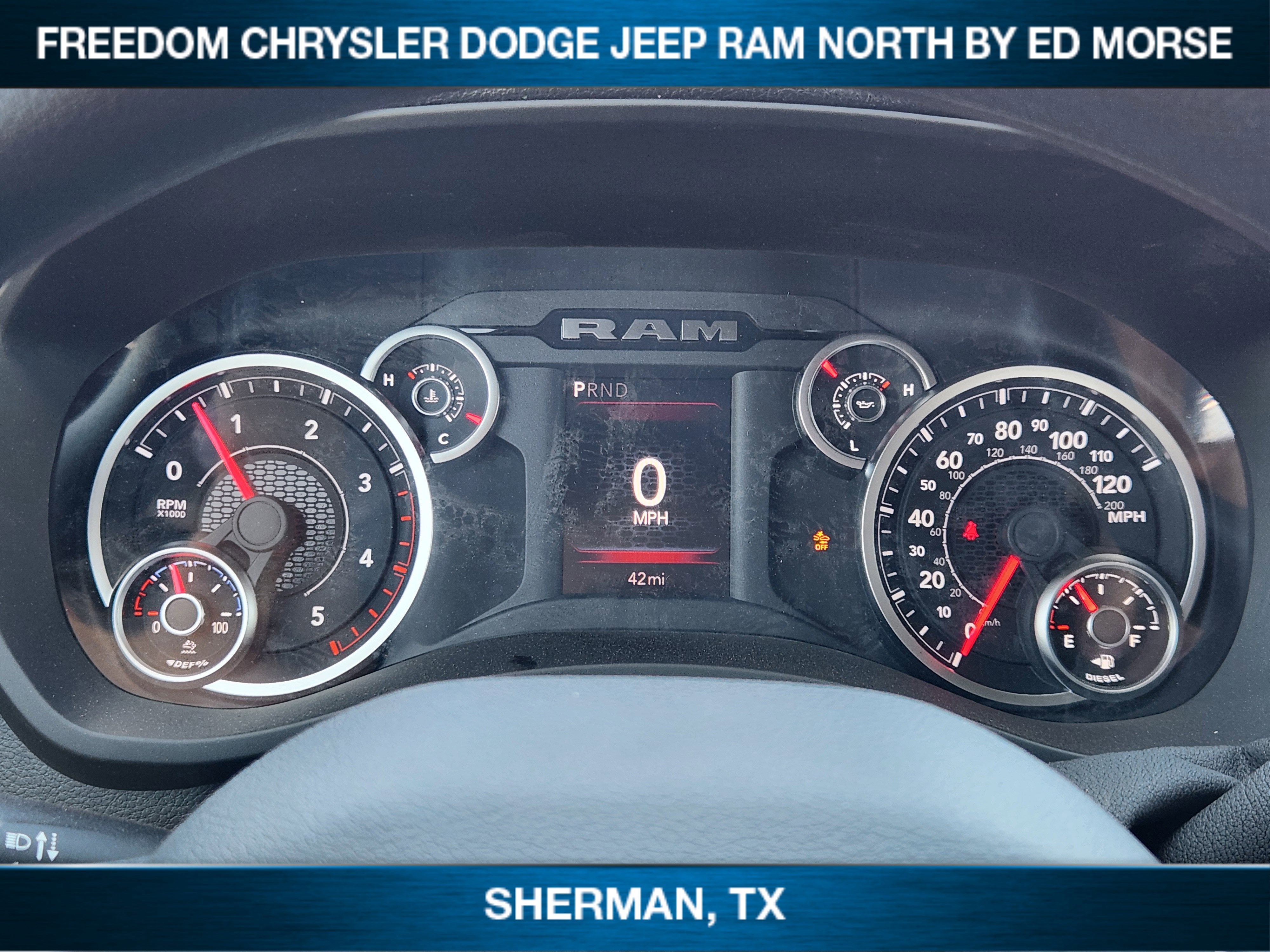 2025 RAM Ram 2500 RAM 2500 TRADESMAN CREW CAB 4X2 6'4' BOX