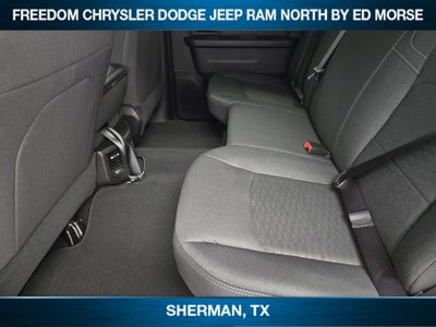 2026 RAM Ram 2500 RAM 2500 BLACK EXPRESS CREW CAB 4X4 6'4' BOX