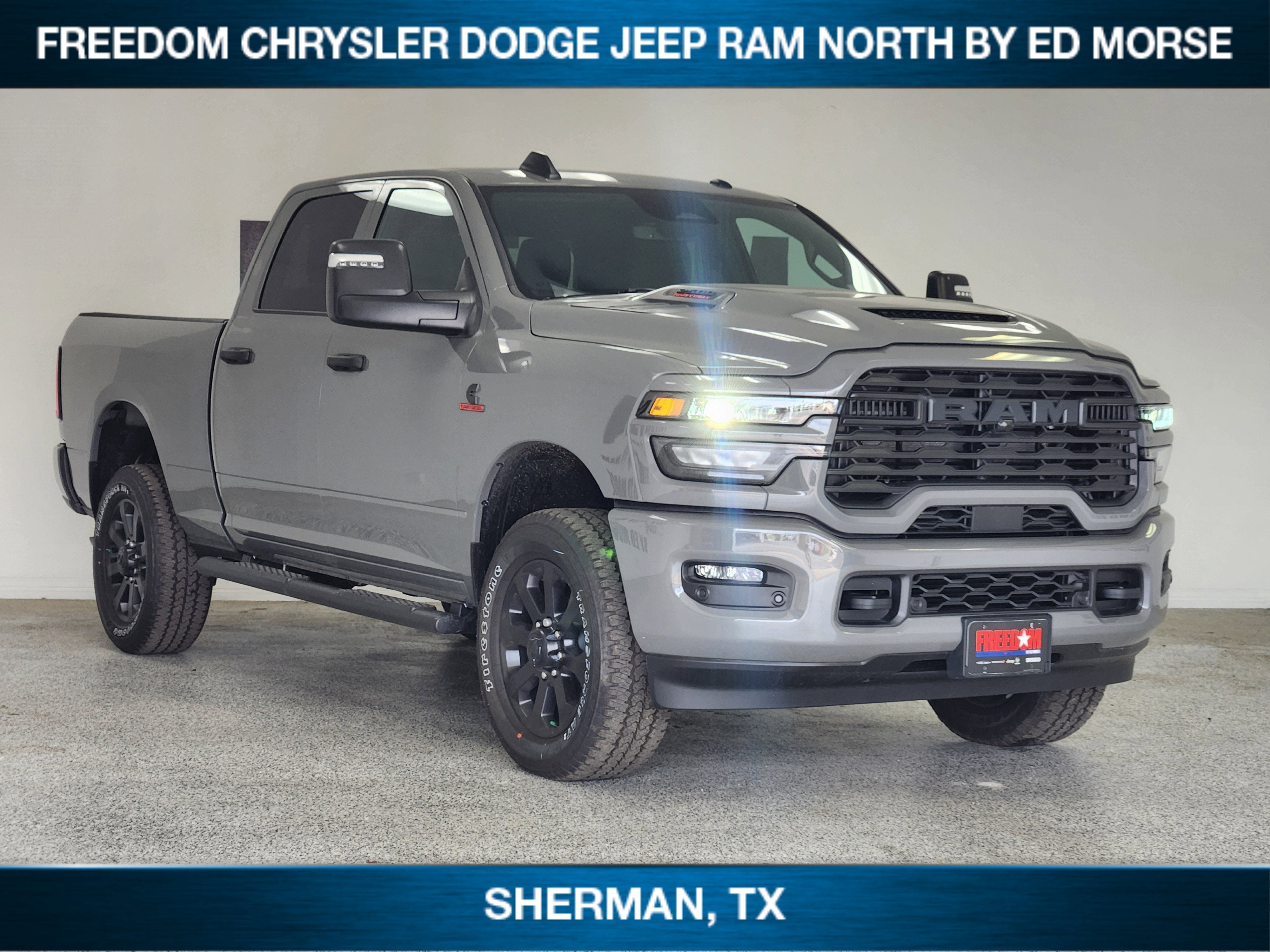 2026 RAM Ram 2500 RAM 2500 BLACK EXPRESS CREW CAB 4X4 6'4' BOX