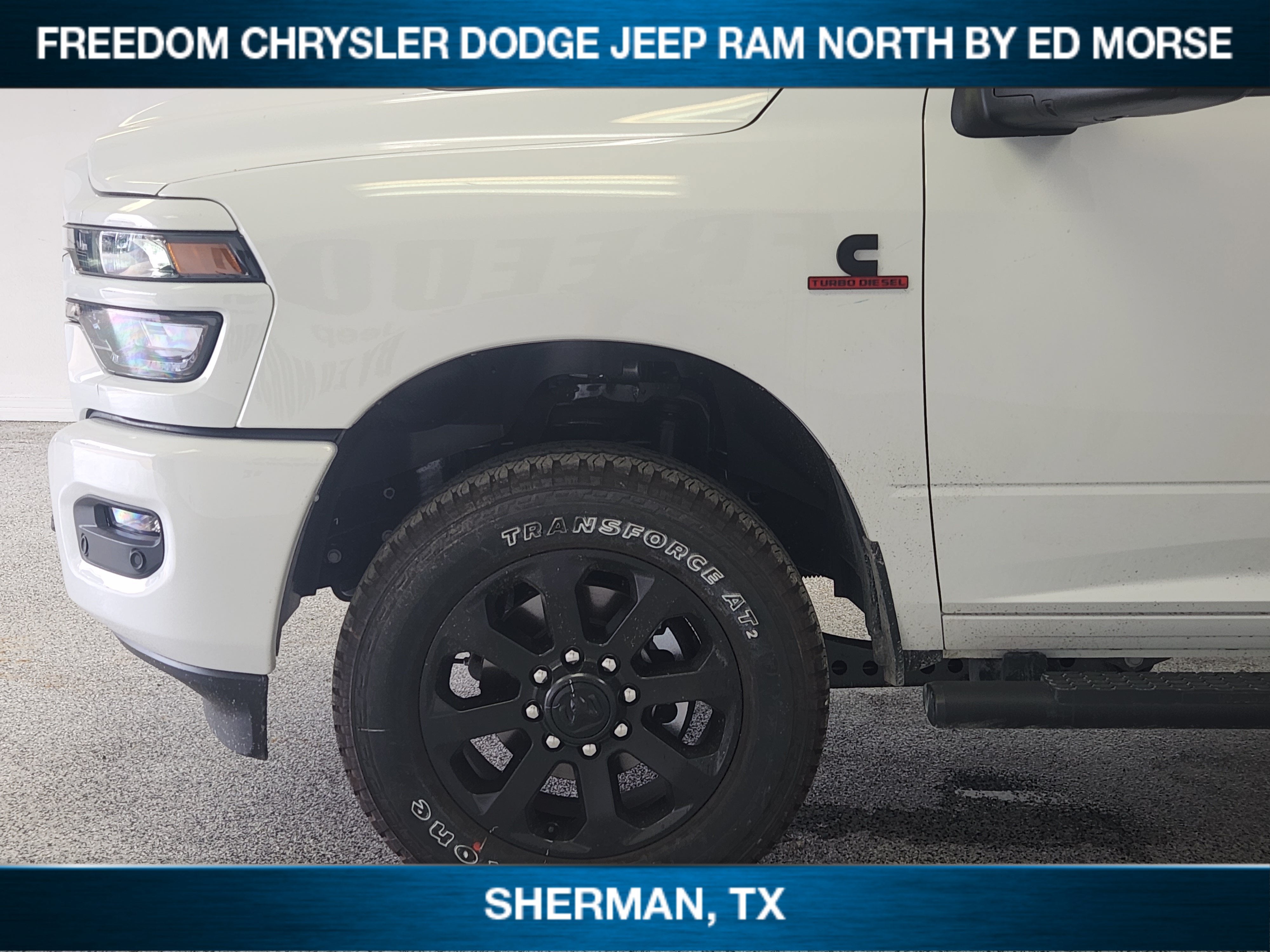 2026 RAM Ram 2500 RAM 2500 BLACK EXPRESS CREW CAB 4X4 6'4' BOX