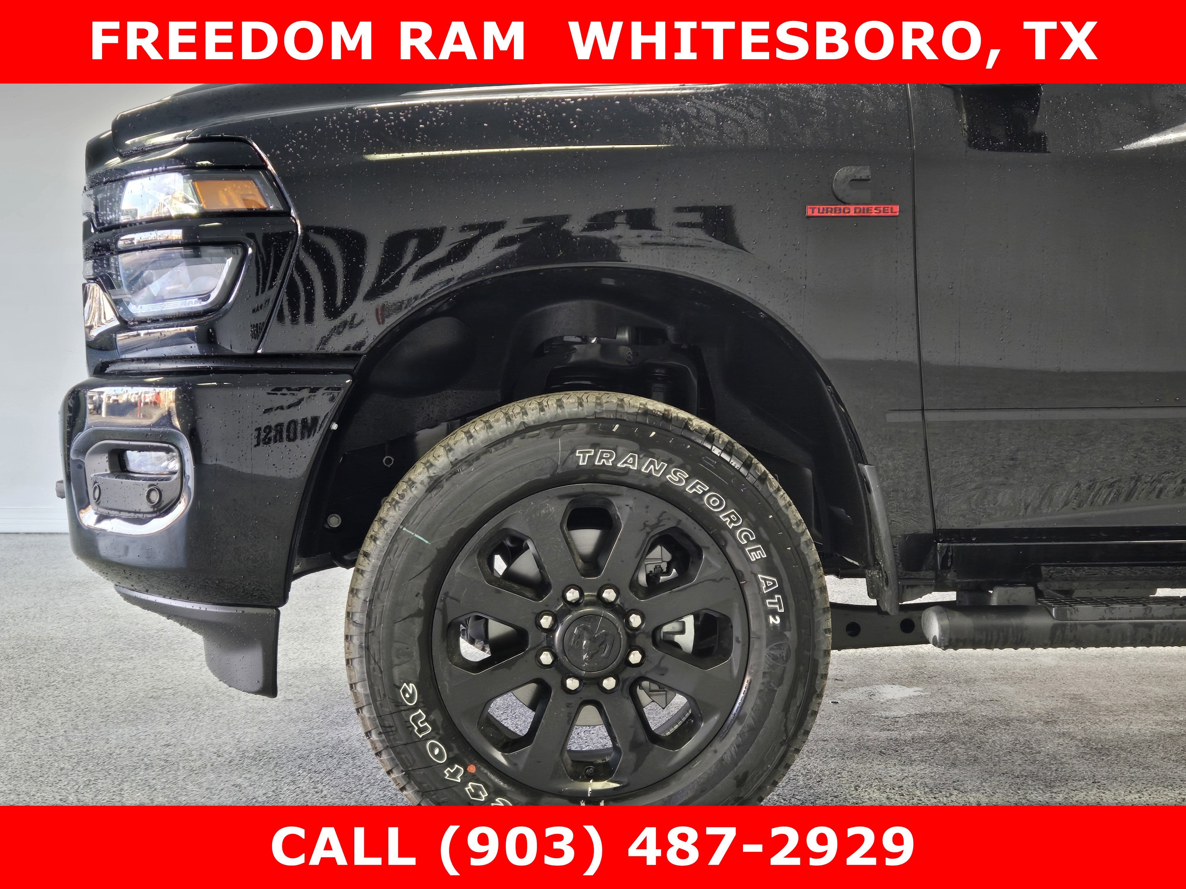 2026 RAM Ram 2500 RAM 2500 BLACK EXPRESS CREW CAB 4X4 6'4' BOX