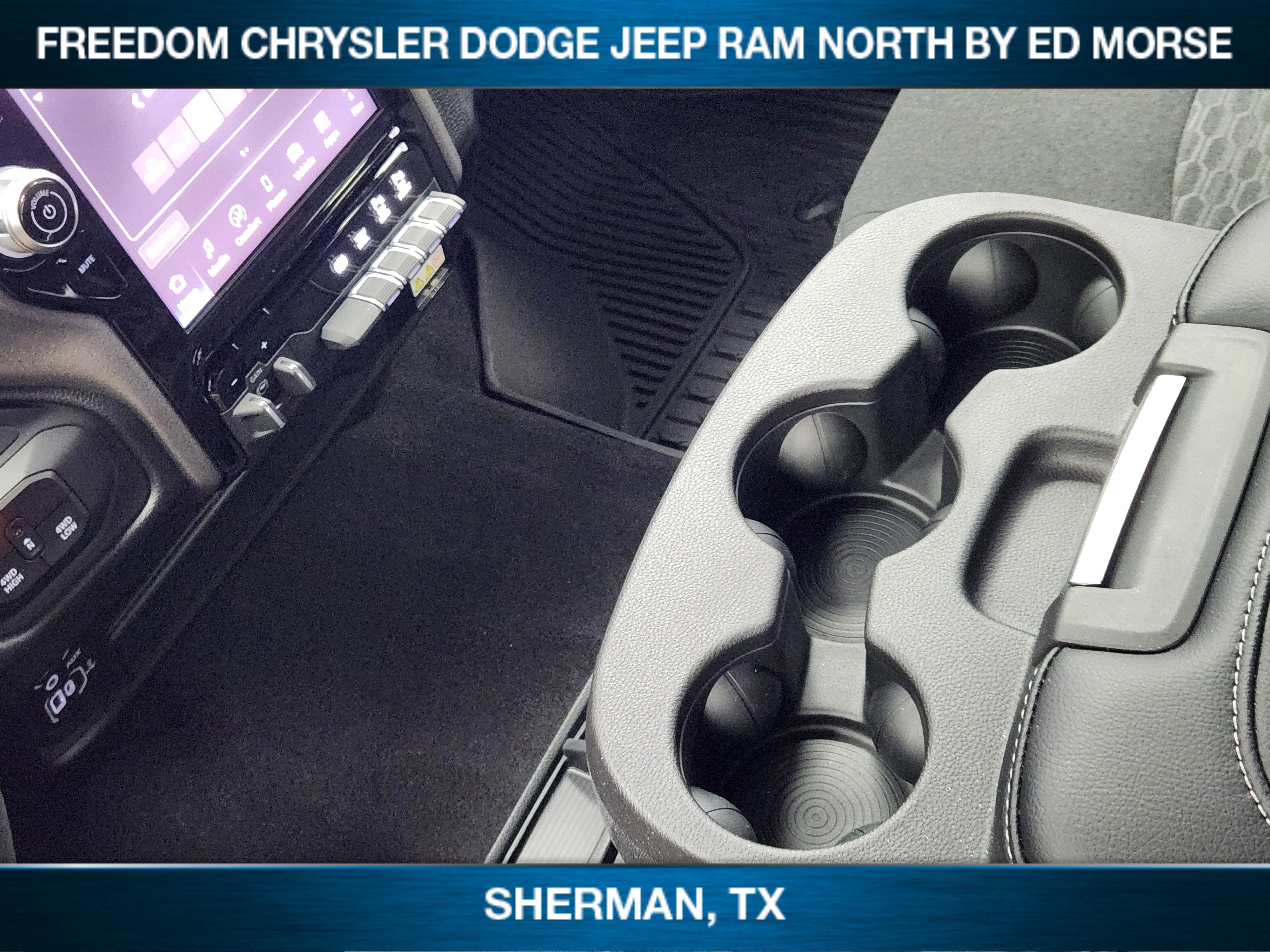 2026 RAM Ram 2500 RAM 2500 BLACK EXPRESS CREW CAB 4X4 6'4' BOX