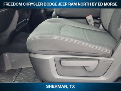 2026 RAM Ram 2500 RAM 2500 BLACK EXPRESS CREW CAB 4X4 6'4' BOX