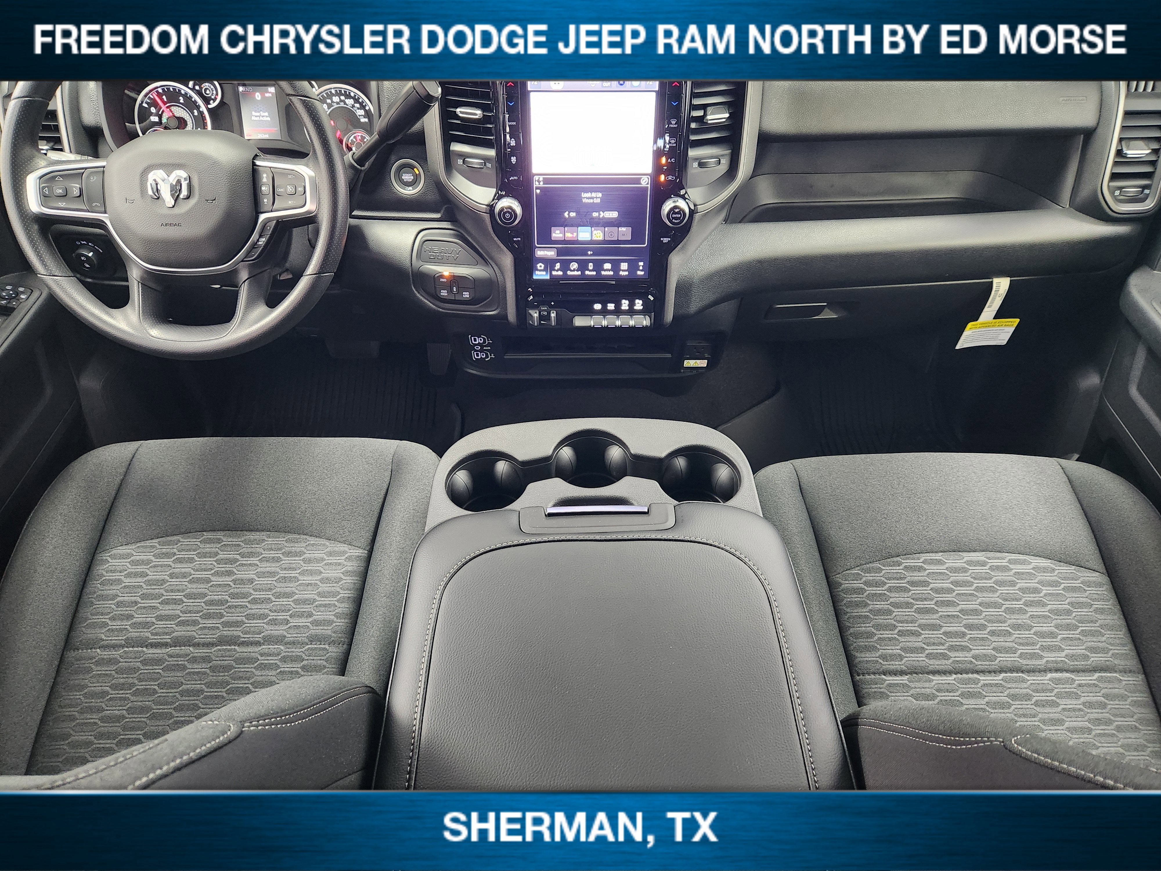 2026 RAM Ram 2500 RAM 2500 BLACK EXPRESS CREW CAB 4X4 6'4' BOX