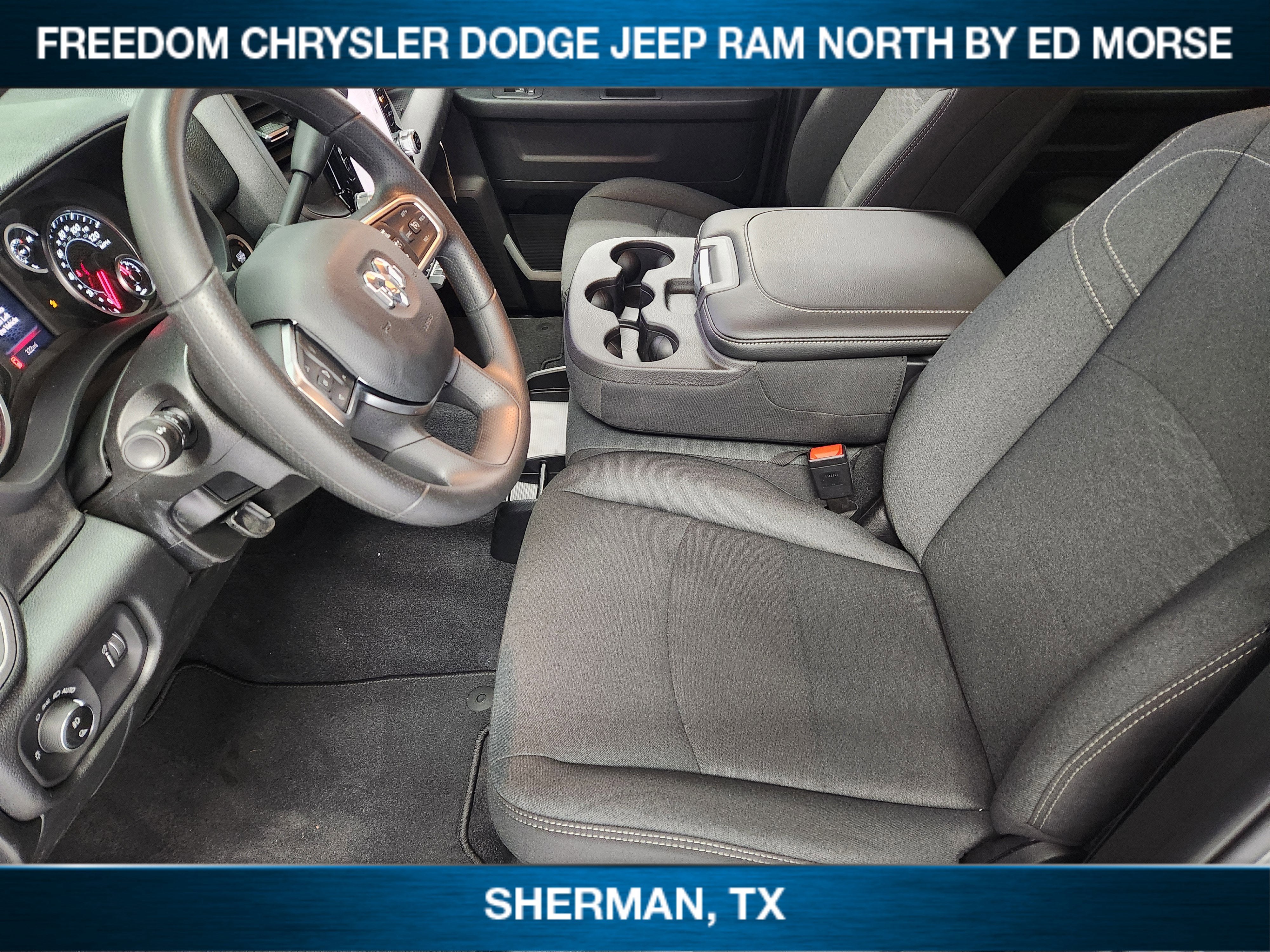 2026 RAM Ram 2500 RAM 2500 BLACK EXPRESS CREW CAB 4X4 6'4' BOX