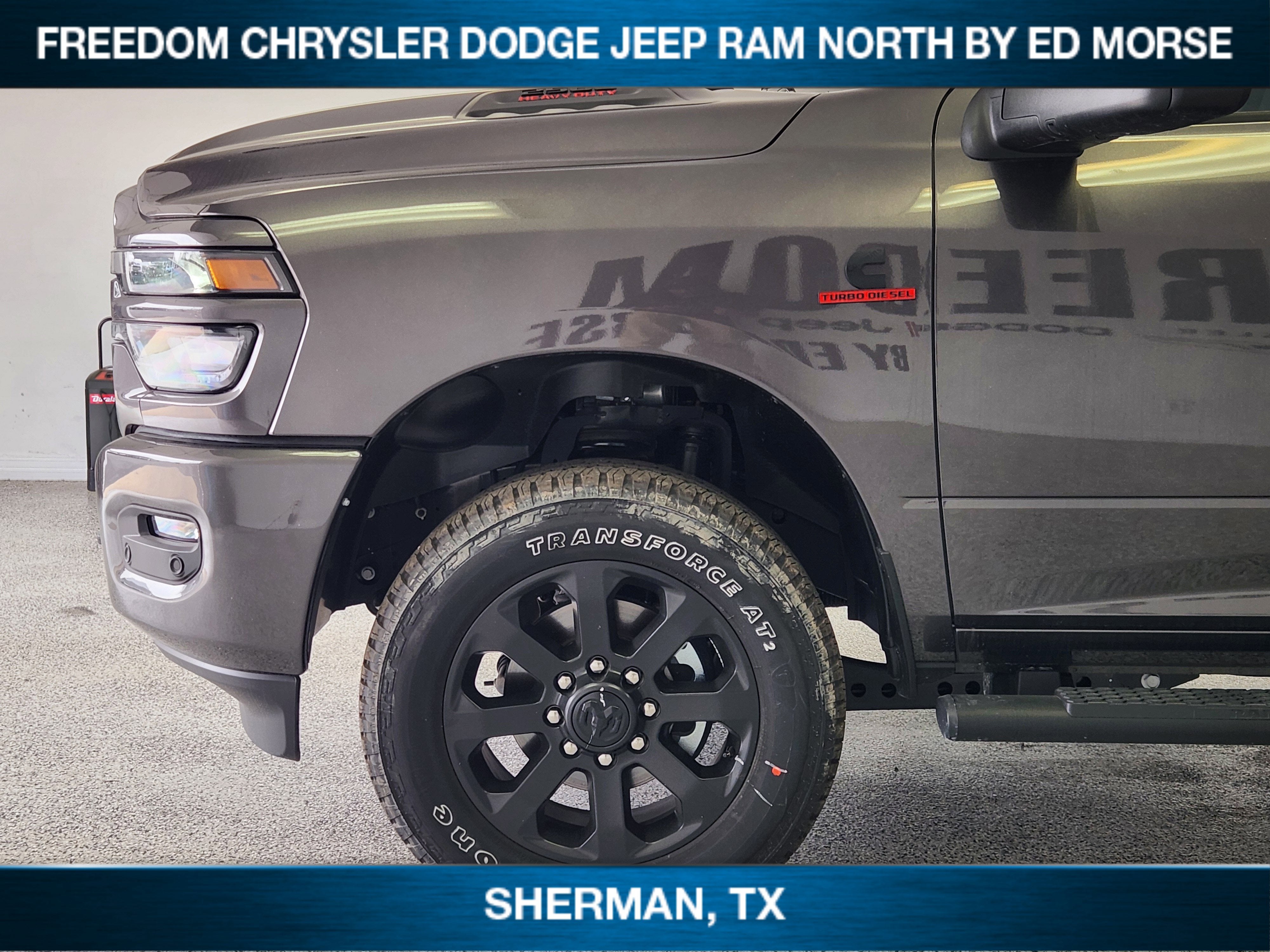 2026 RAM Ram 2500 RAM 2500 BLACK EXPRESS CREW CAB 4X4 8' BOX