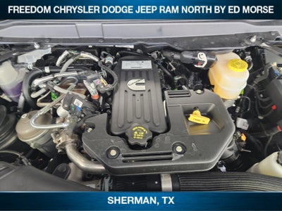 2026 RAM 3500 RAM 3500 TRADESMAN CREW CAB 4X4 8' BOX