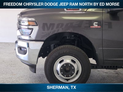 2026 RAM 3500 RAM 3500 TRADESMAN CREW CAB 4X4 8' BOX