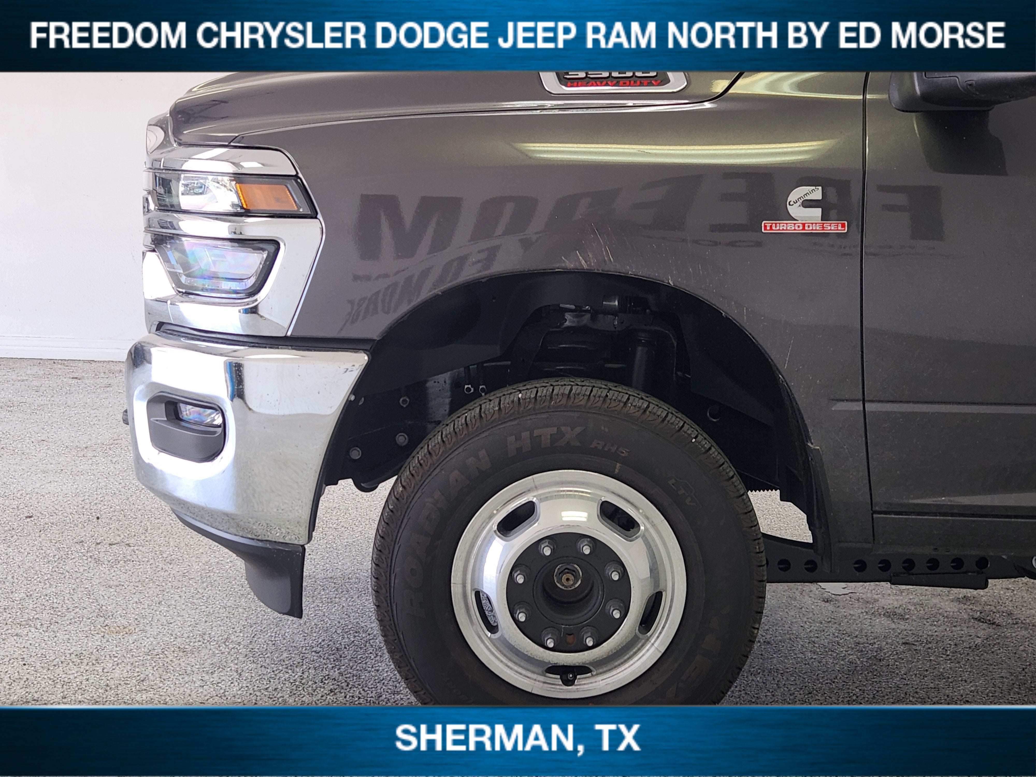2026 RAM 3500 RAM 3500 TRADESMAN CREW CAB 4X4 8' BOX