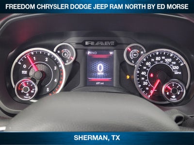 2026 RAM 3500 RAM 3500 TRADESMAN CREW CAB 4X4 8' BOX