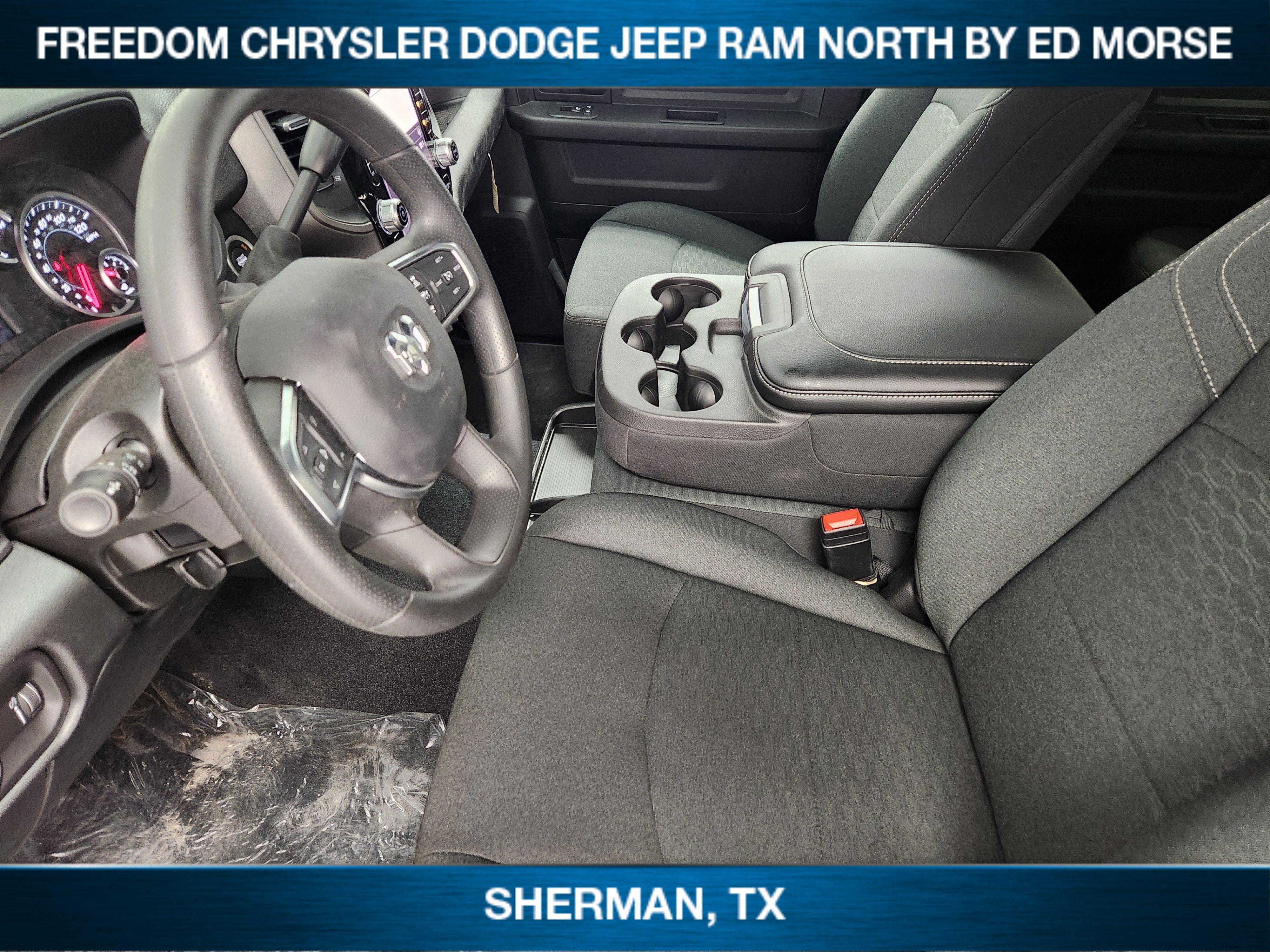 2026 RAM 3500 RAM 3500 TRADESMAN CREW CAB 4X4 8' BOX