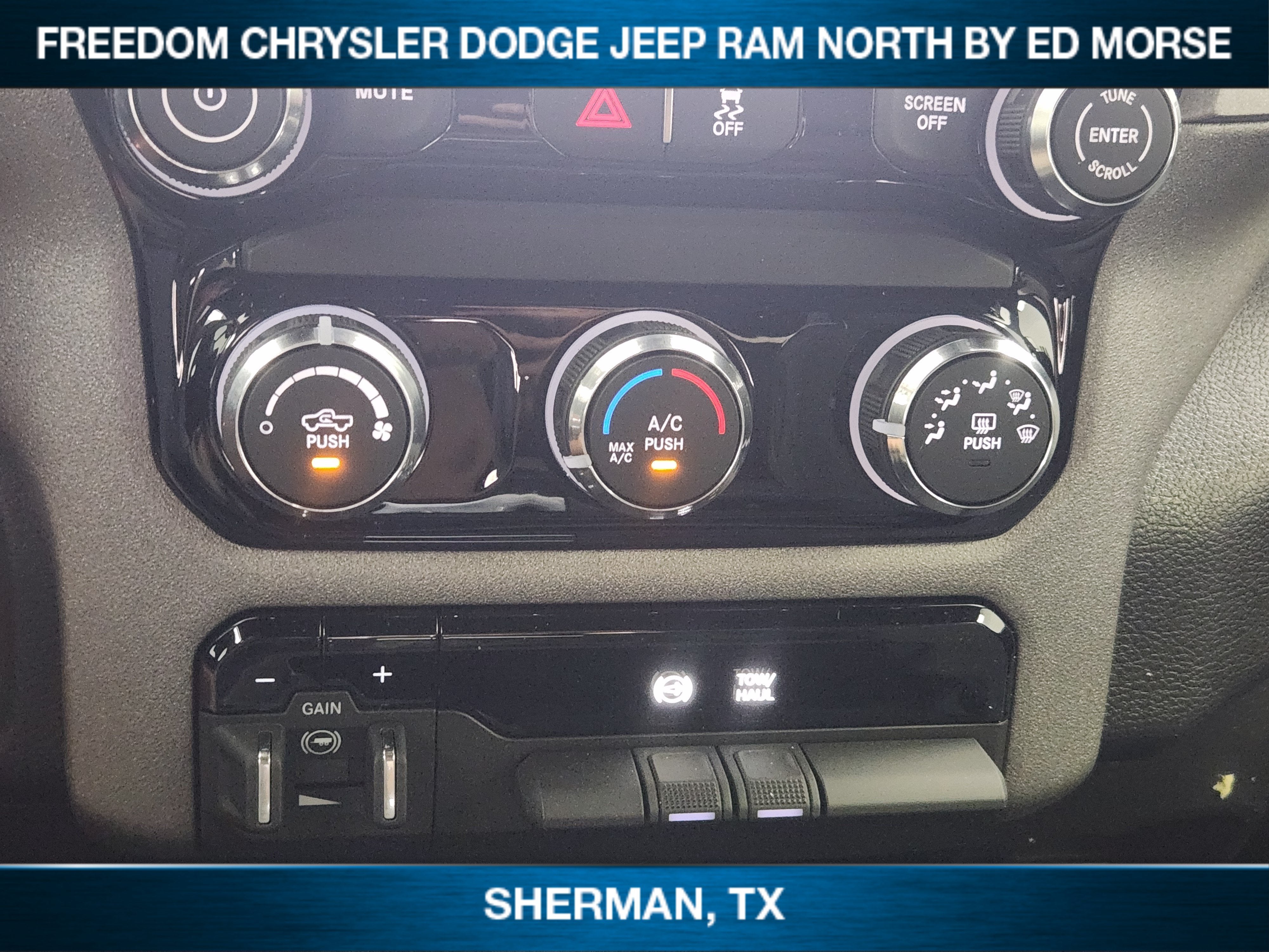 2026 RAM 3500 RAM 3500 TRADESMAN CREW CAB 4X4 8' BOX