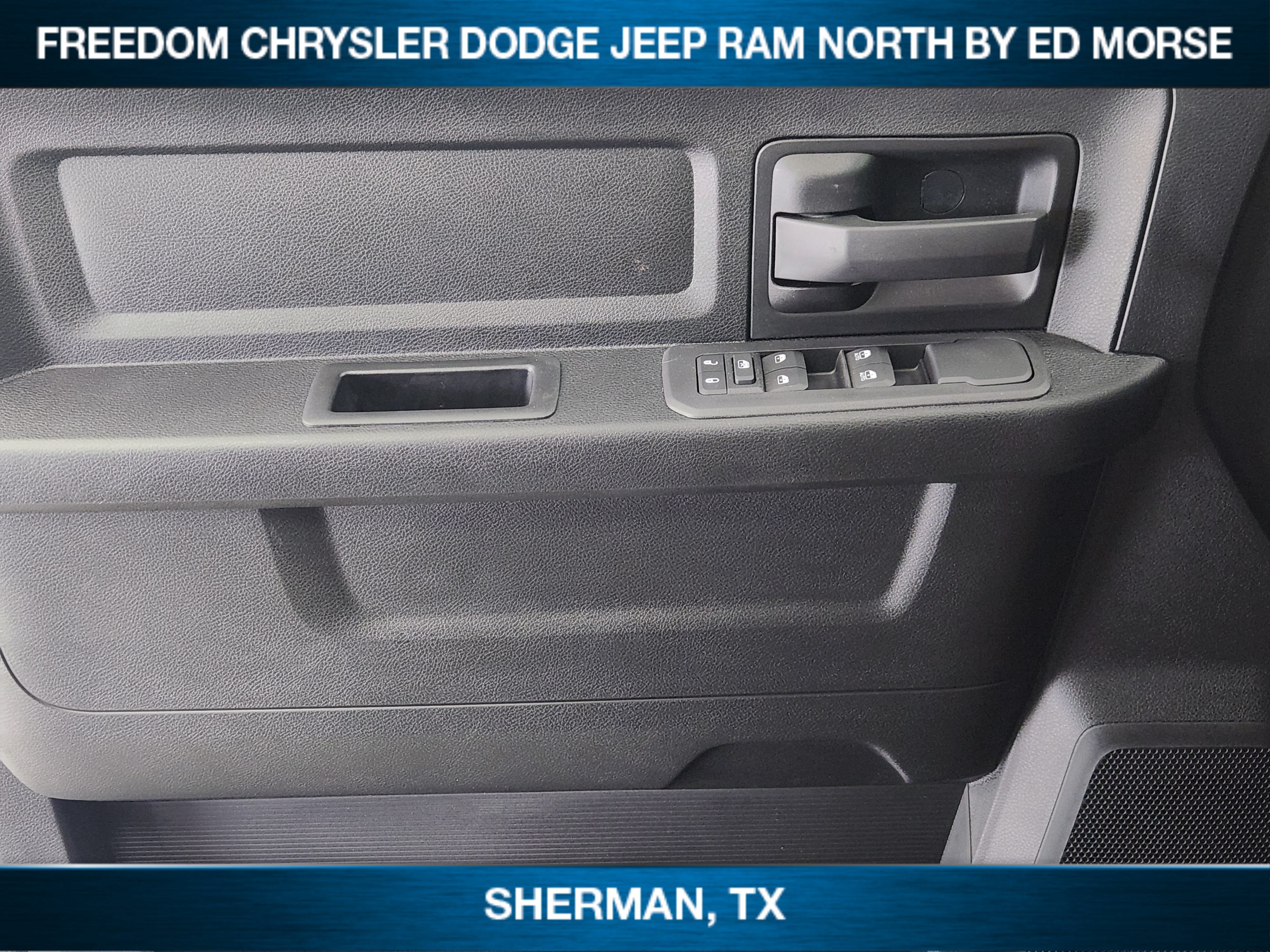 2026 RAM 3500 RAM 3500 TRADESMAN CREW CAB 4X4 8' BOX
