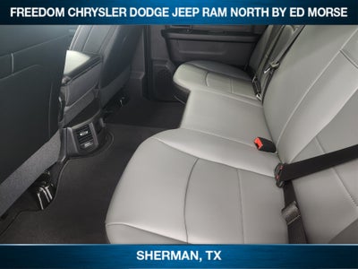 2027 RAM 3500 RAM 3500 TRADESMAN CREW CAB 4X4 8' BOX