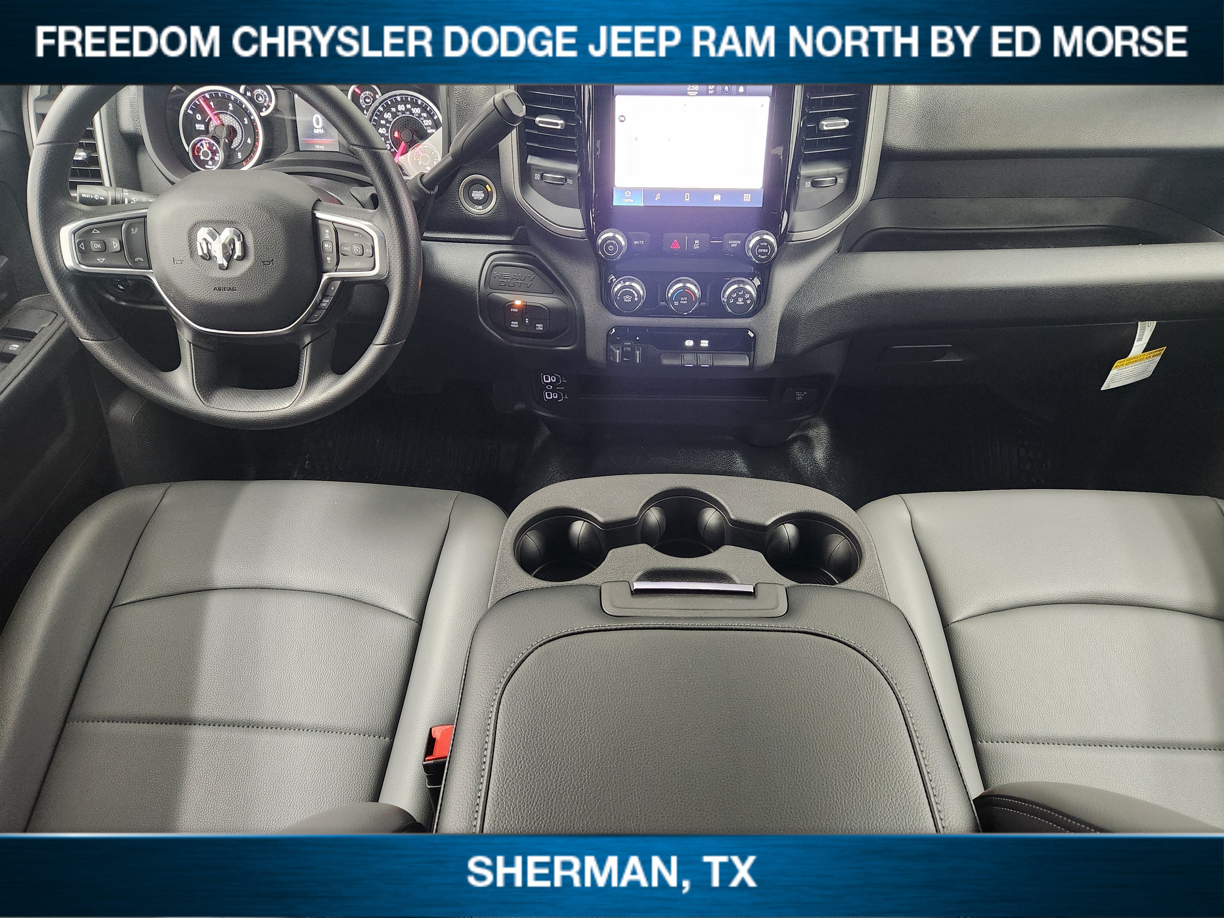 2027 RAM 3500 RAM 3500 TRADESMAN CREW CAB 4X4 8' BOX