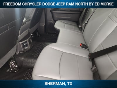 2027 RAM 3500 RAM 3500 TRADESMAN CREW CAB 4X4 8' BOX