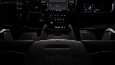 2027 RAM 3500 RAM 3500 LIMITED MEGA CAB 4X4 6'4' BOX