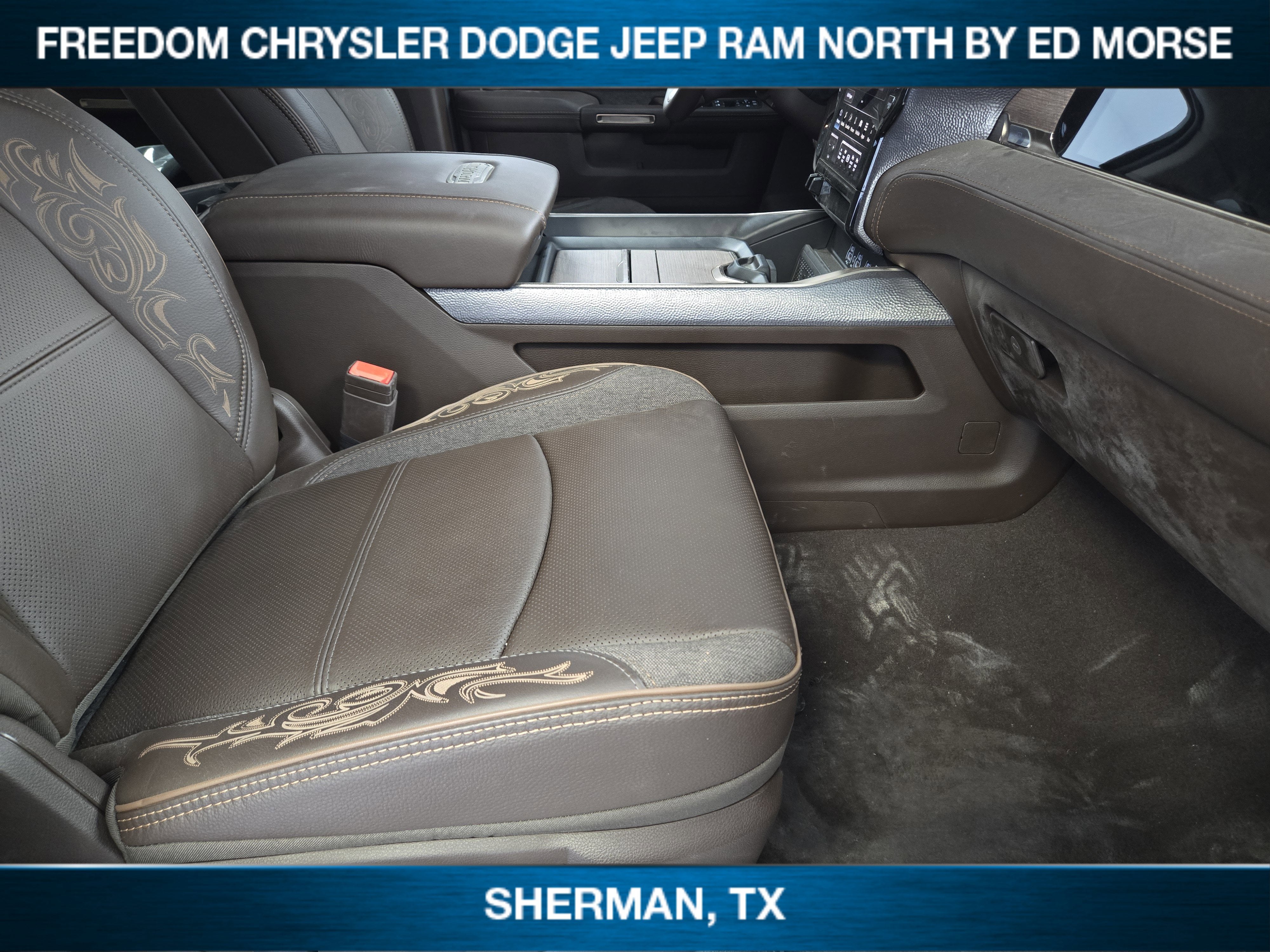 2025 RAM Ram 3500 RAM 3500 LIMITED LONGHORN CREW CAB 4X4 8' BOX