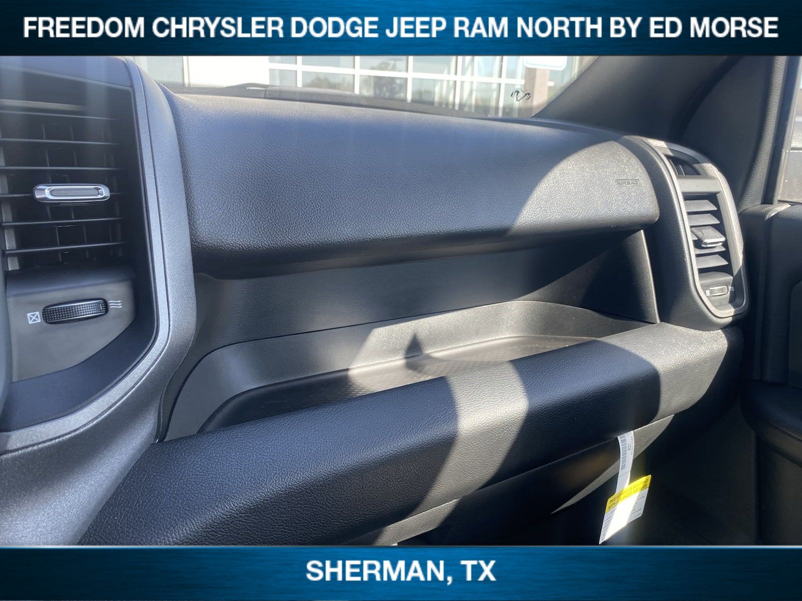 2024 RAM Ram 2500 RAM 2500 TRADESMAN REGULAR CAB 4X4 8' BOX