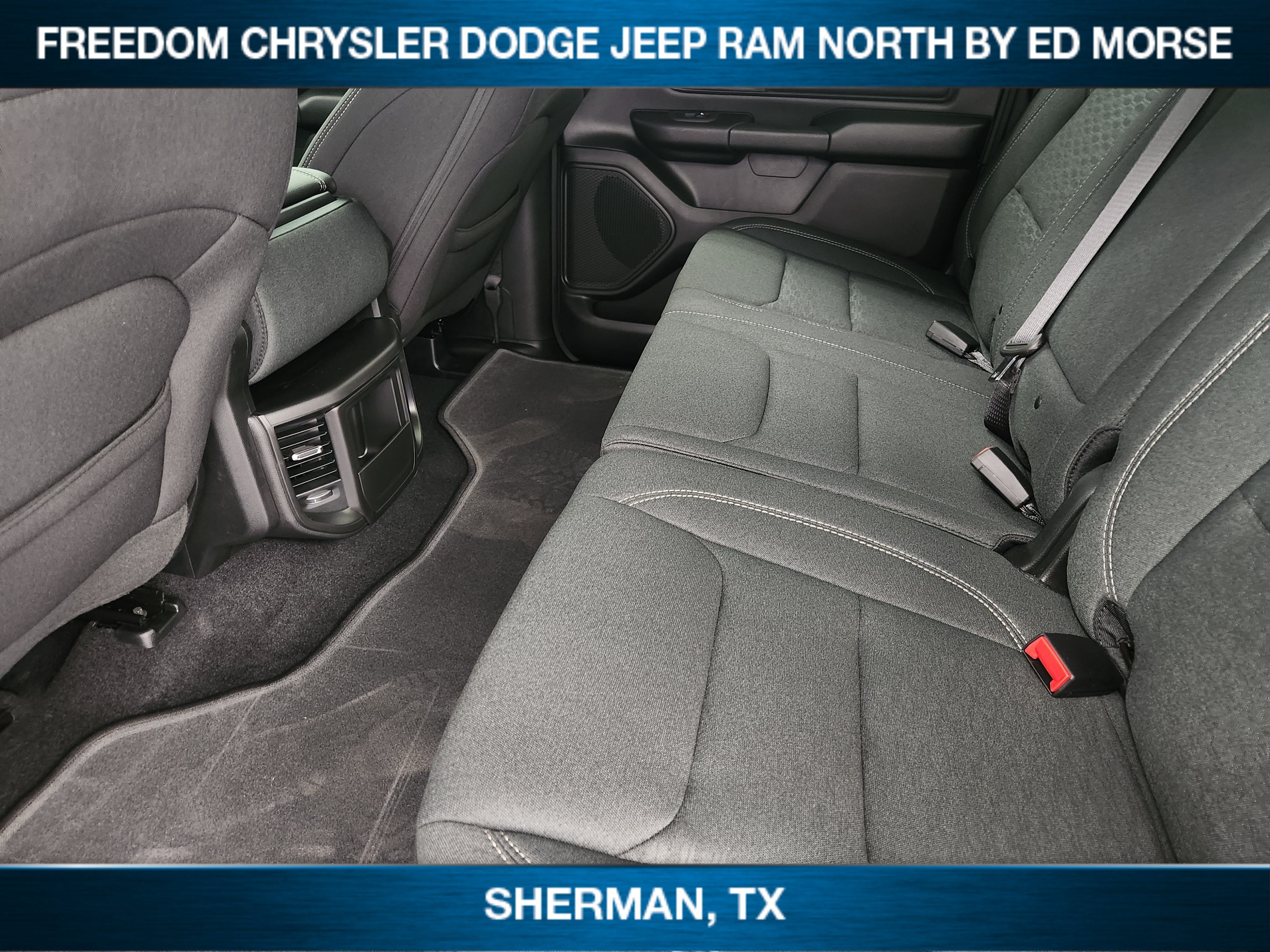 2026 RAM 1500 RAM 1500 EXPRESS CREW CAB 4X2 5'7' BOX