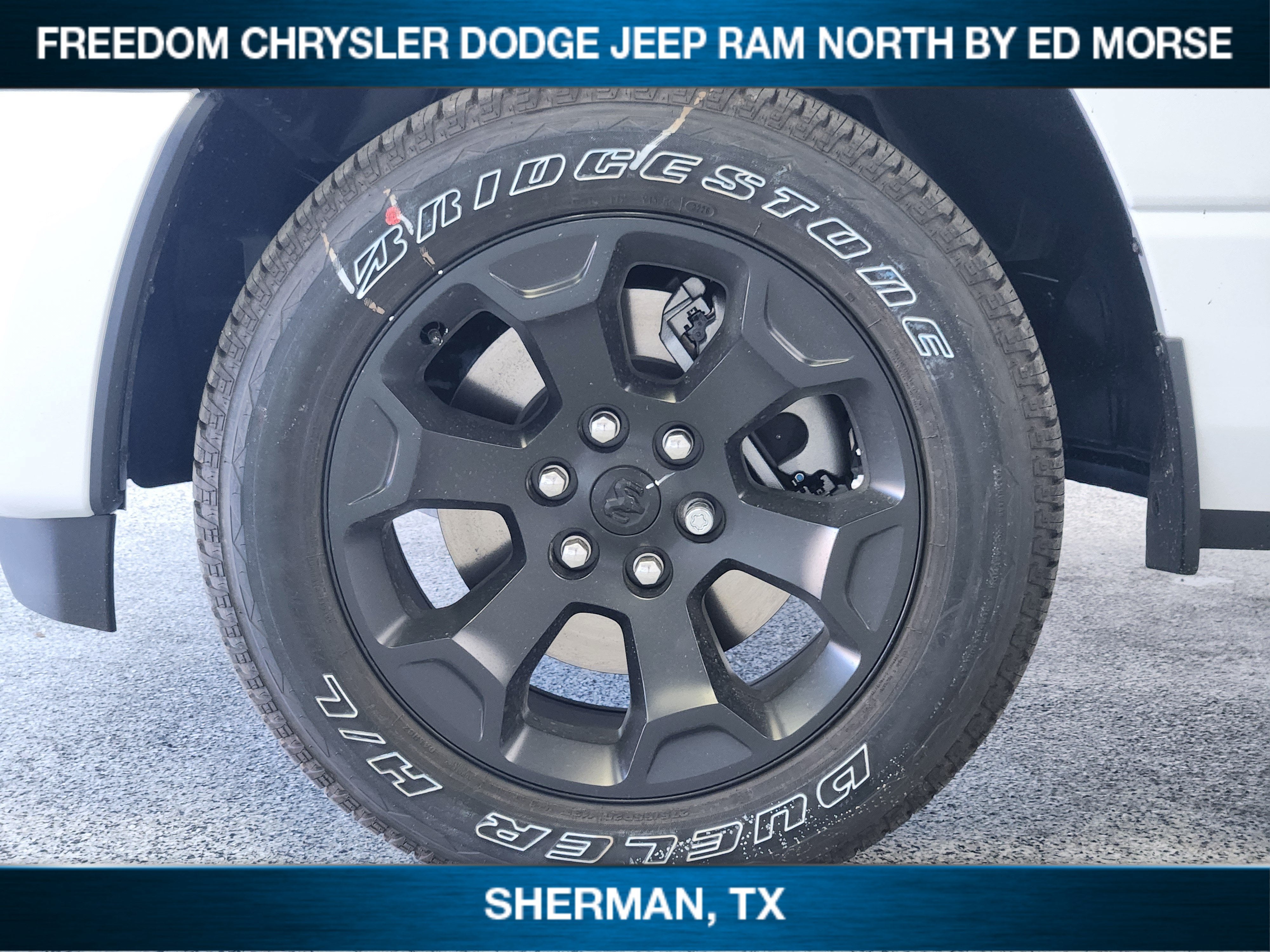 2027 RAM 1500 RAM 1500 LONE STAR CREW CAB 4X4 5'7' BOX