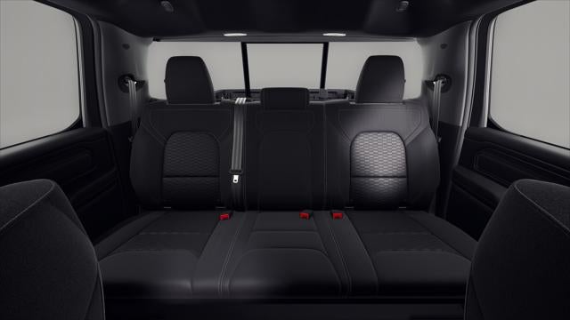 2027 RAM 1500 RAM 1500 EXPRESS CREW CAB 4X4 5'7' BOX