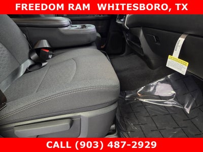 2026 RAM Ram 2500 RAM 2500 BLACK EXPRESS CREW CAB 4X4 6'4' BOX