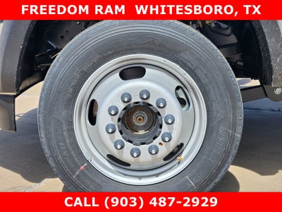 2026 RAM Ram 5500 Chassis Cab RAM 5500 TRADESMAN CHASSIS CREW CAB 4X4 84' CA