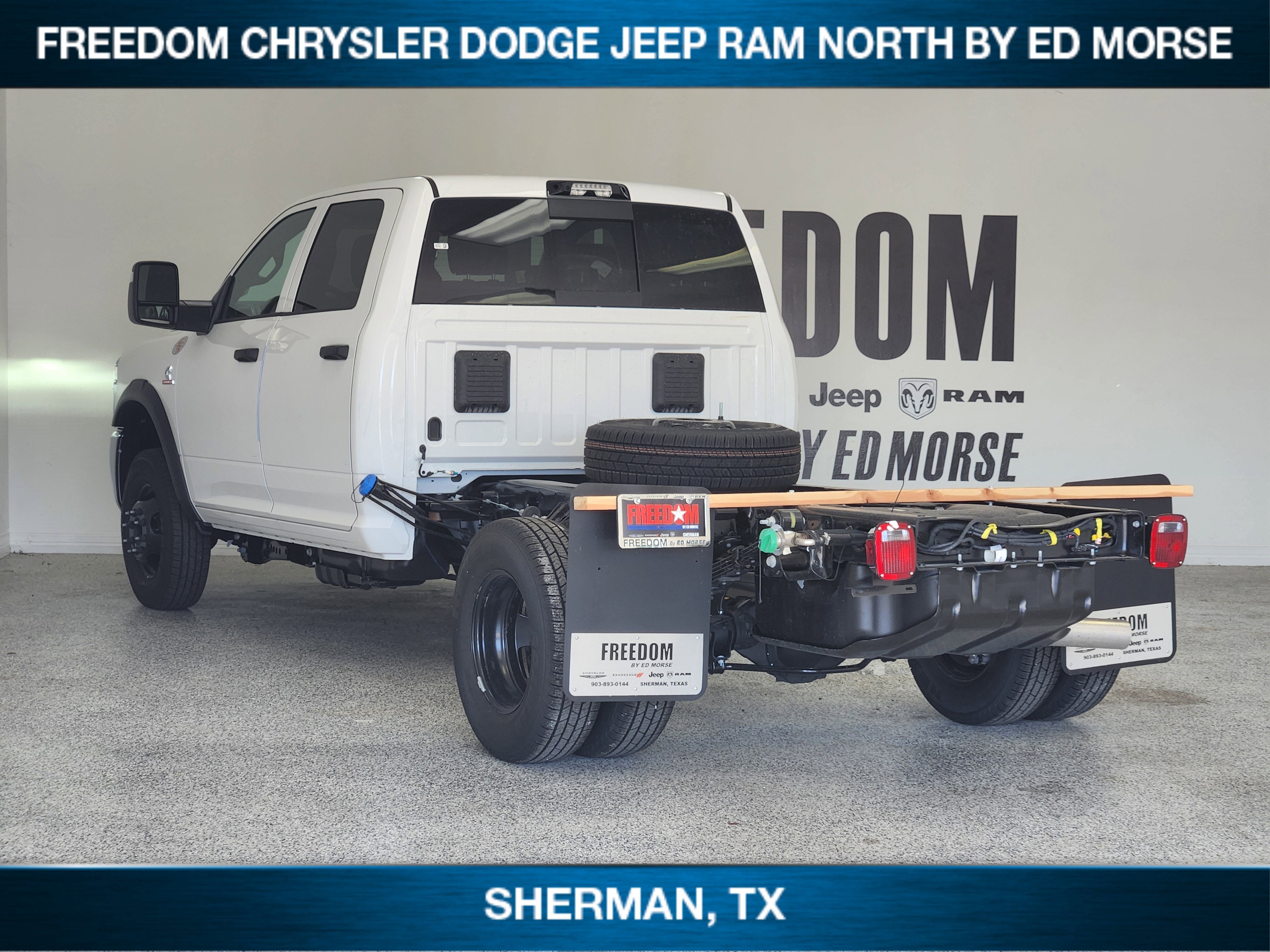 2026 RAM Ram 3500 Chassis Cab RAM 3500 TRADESMAN CREW CAB CHASSIS 4X4 60' CA