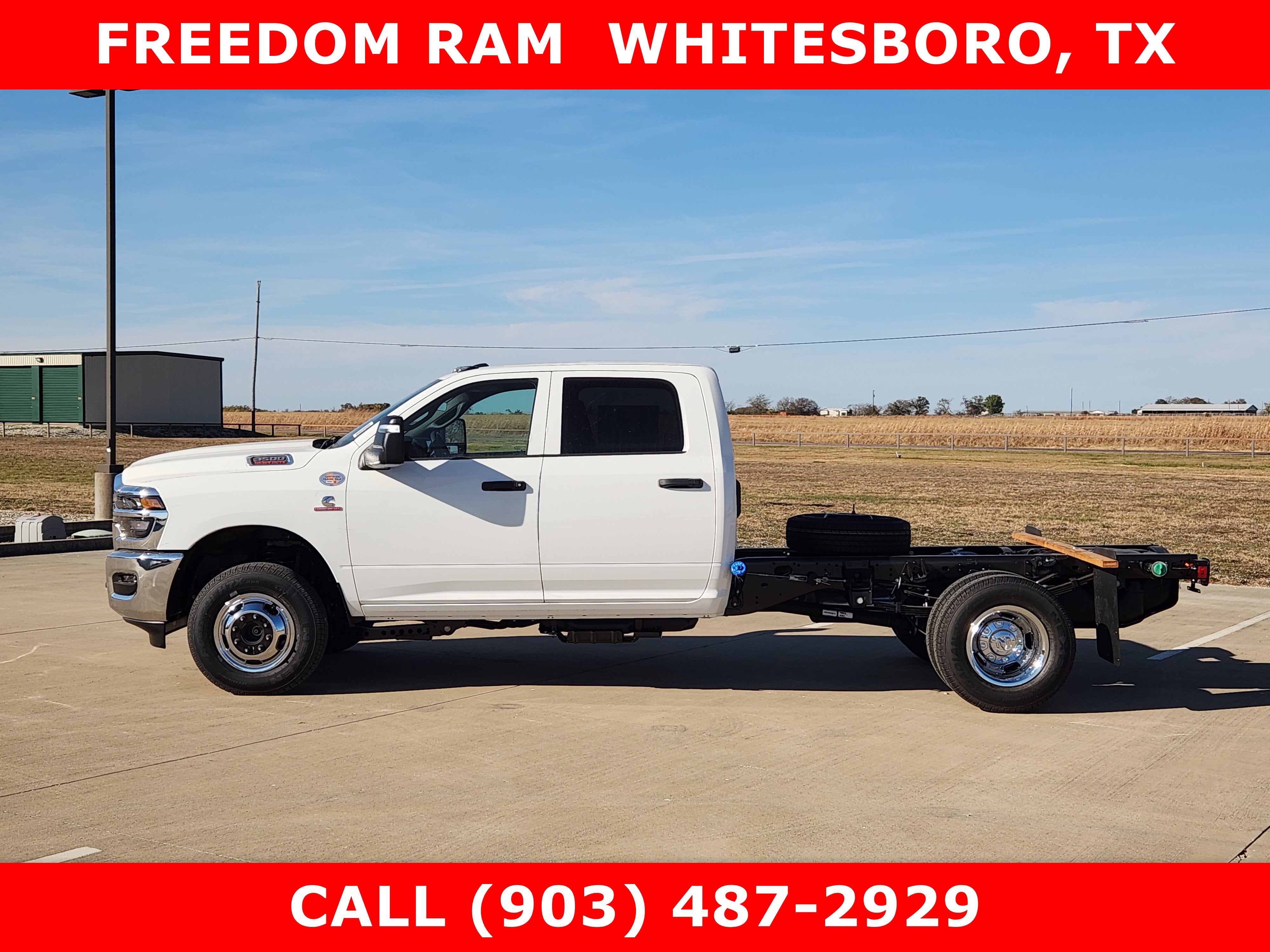 2026 RAM Ram 3500 Chassis Cab RAM 3500 TRADESMAN CREW CAB CHASSIS 4X4 60' CA