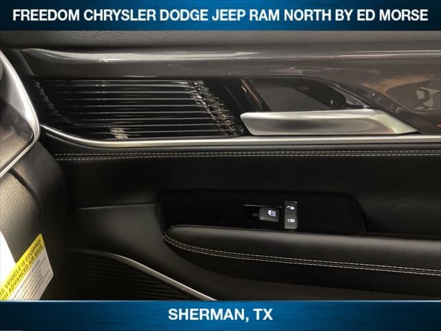 2024 Jeep Wagoneer Base