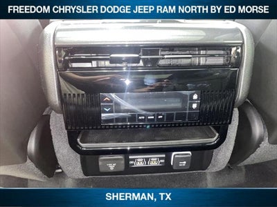 2024 Jeep Wagoneer Base