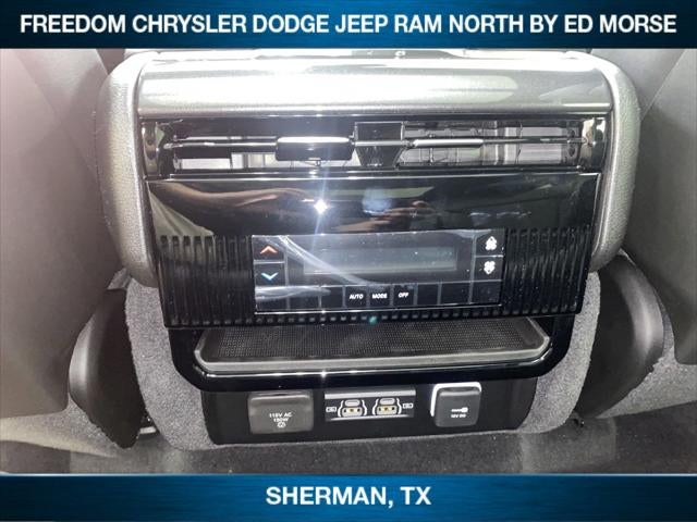 2024 Jeep Wagoneer Base