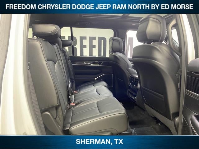 2024 Jeep Wagoneer Base