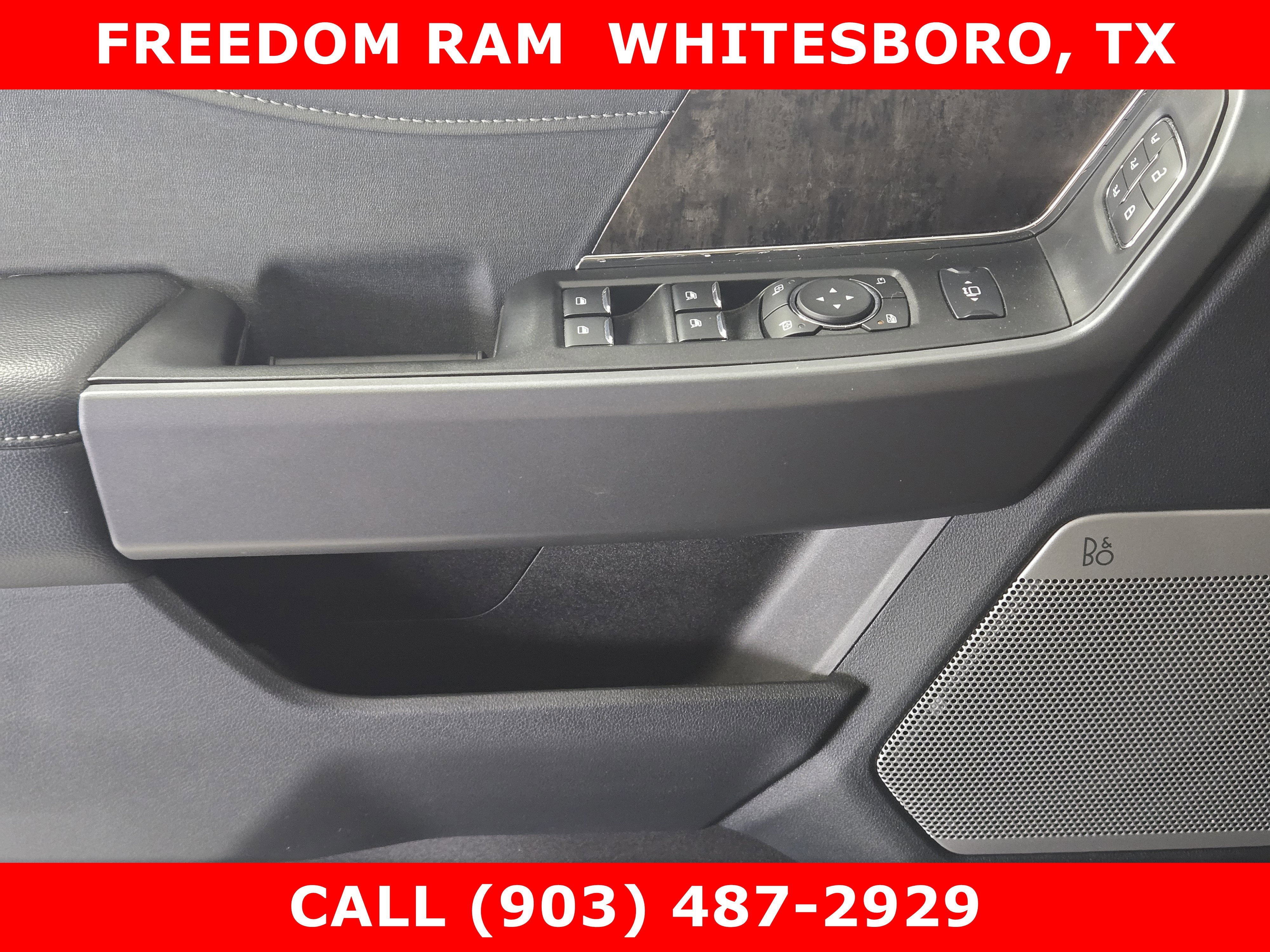 2025 Ford Super Duty F-350 SRW LARIAT