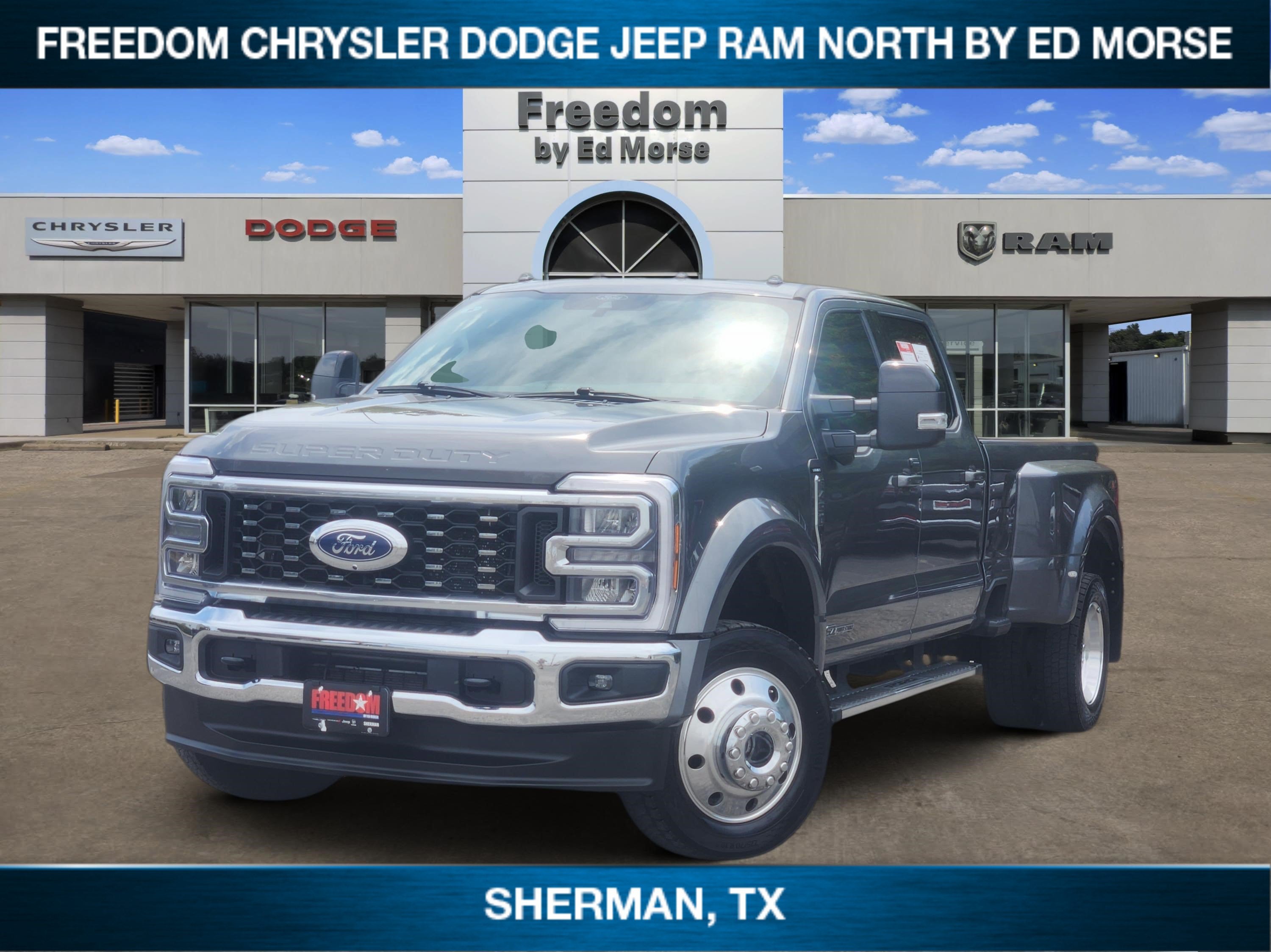 2025 Ford Super Duty F-450 DRW LARIAT