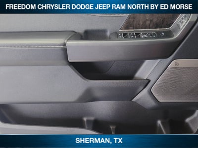 2025 Ford Super Duty F-450 DRW LARIAT
