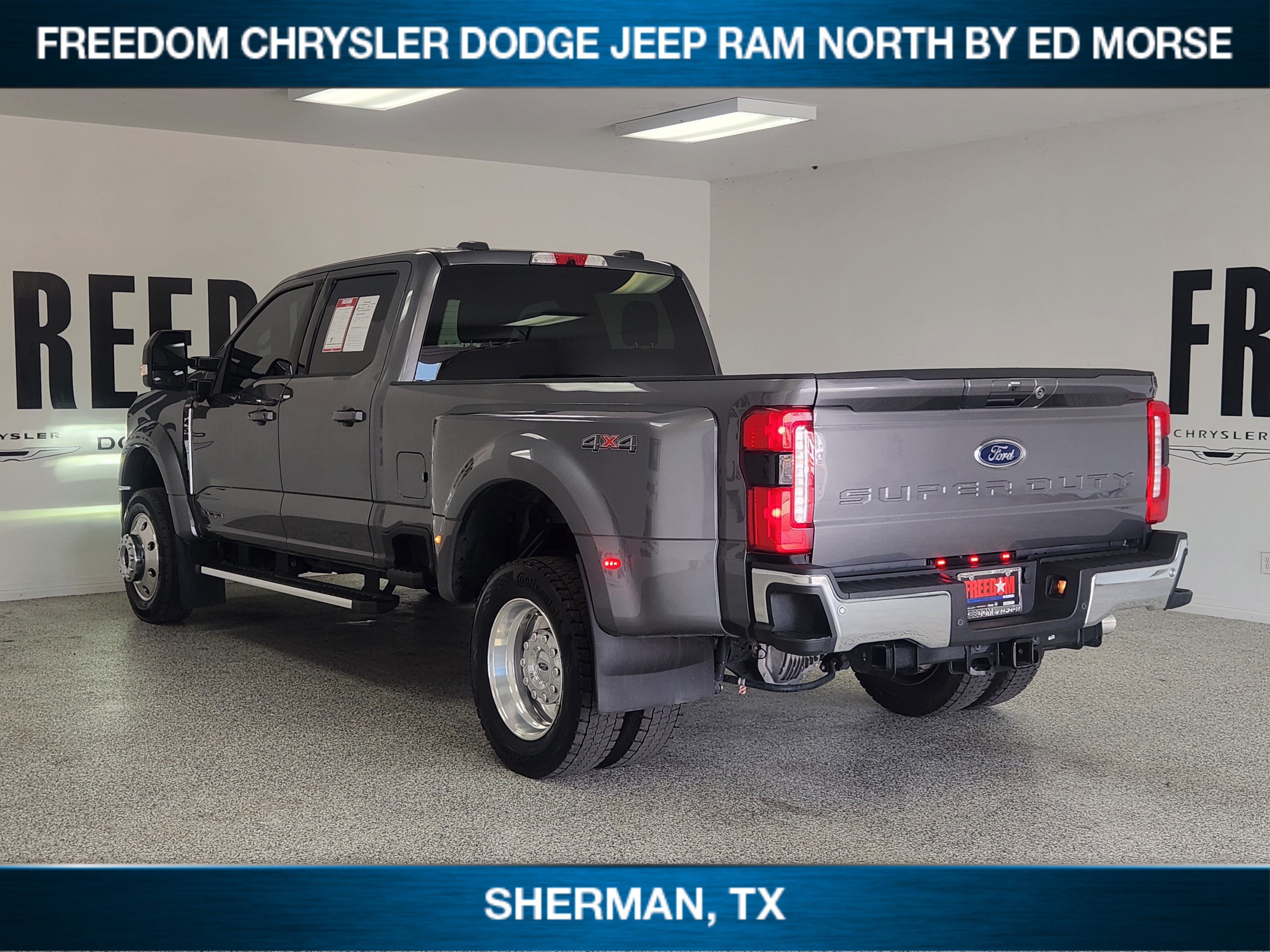 2025 Ford Super Duty F-450 DRW LARIAT