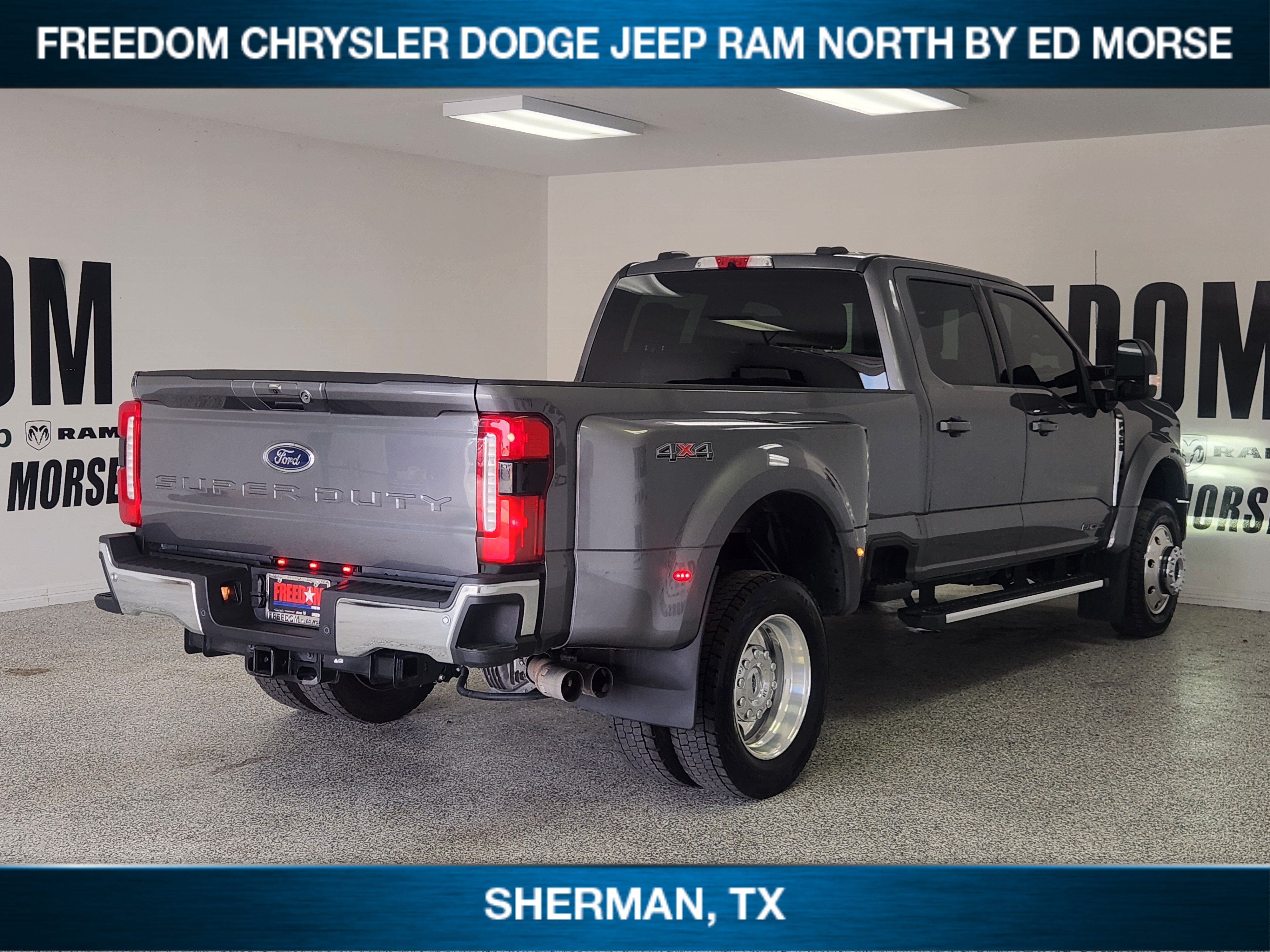 2025 Ford Super Duty F-450 DRW LARIAT